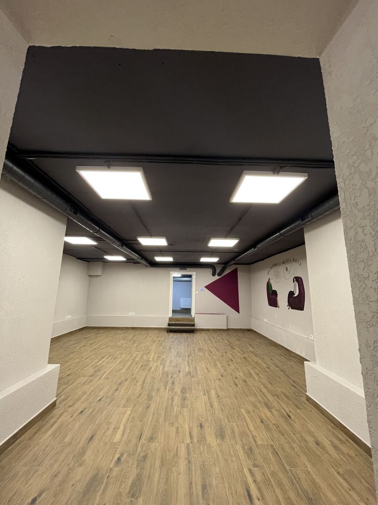 ПЛОЩА - 143 м², ЦІНА - 107 000 $
