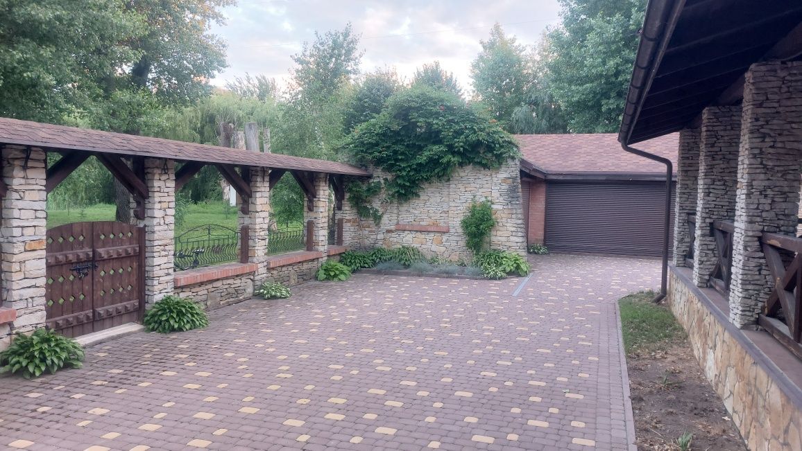 Обʼєкт нерухомості: ПЛОЩА - 450 м², ЦІНА - 280 000 $
 — HUBTRUST, Вінниця