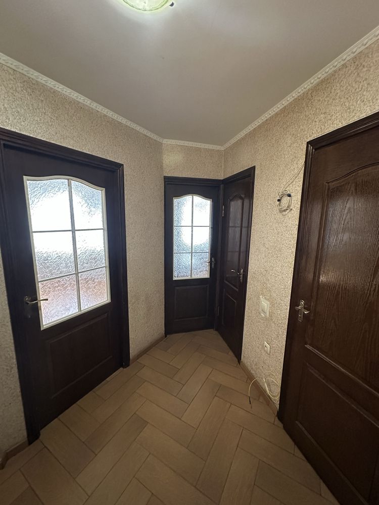 2 КІМ. КВАРТИРА, ПЛОЩА - 52 м², ЦІНА - 238 $

