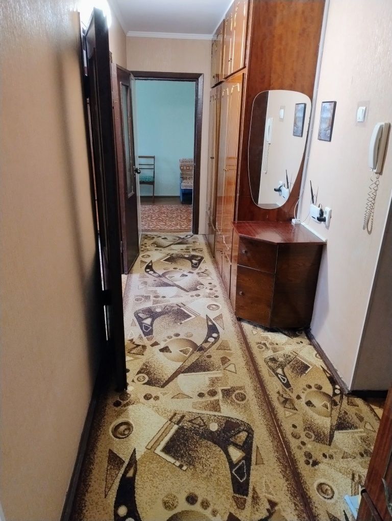 2 КІМ. КВАРТИРА, ПЛОЩА - 46 м², ЦІНА - 155 $

