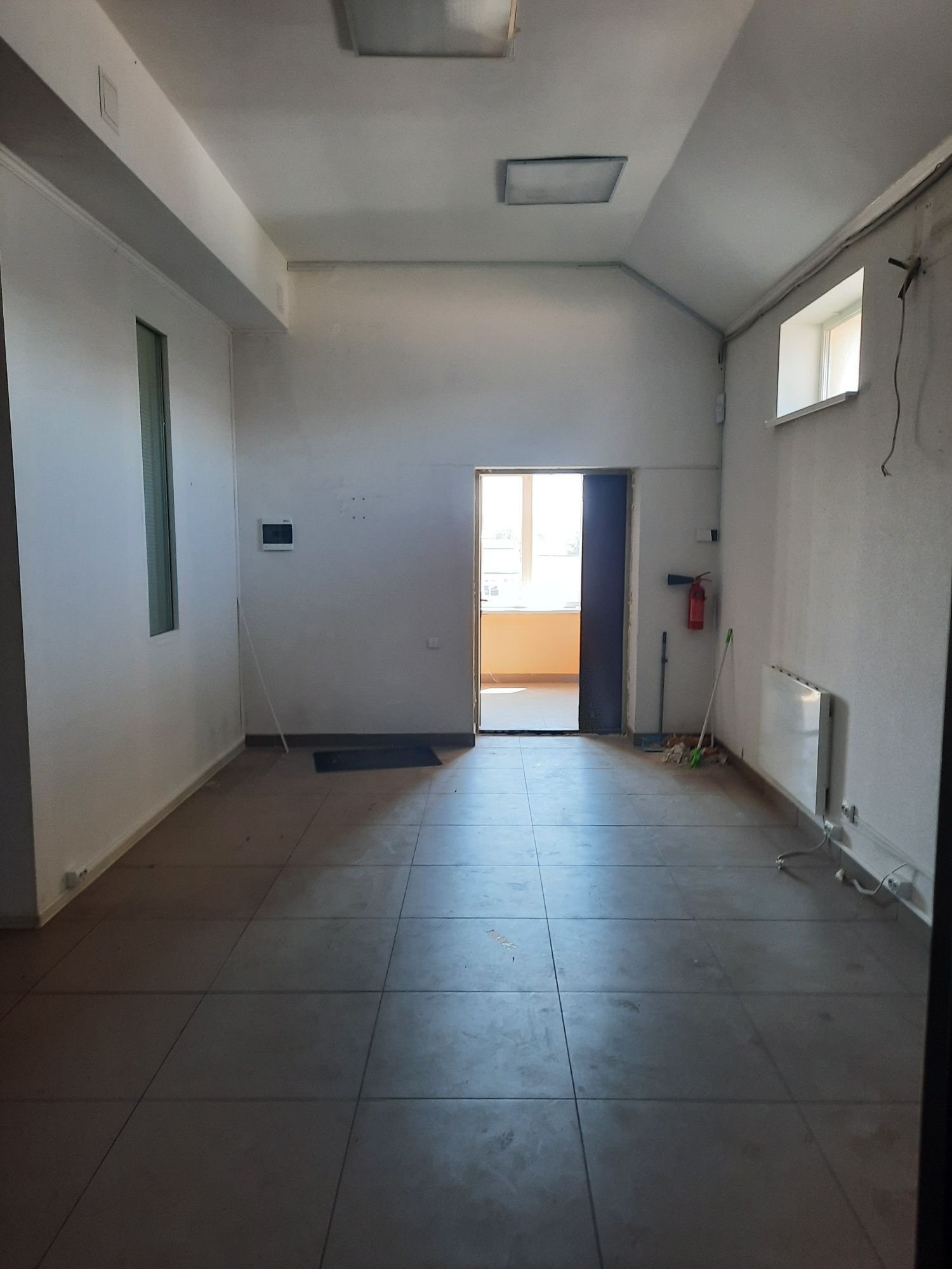 Обʼєкт нерухомості: ПЛОЩА - 225 м², ЦІНА - 1 451 $
 — HUBTRUST, Вінниця