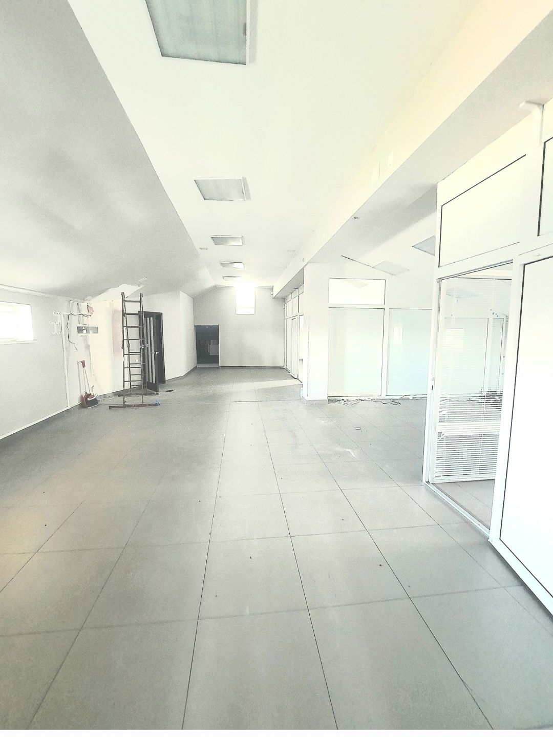 Обʼєкт нерухомості: ПЛОЩА - 225 м², ЦІНА - 1 451 $
 — HUBTRUST, Вінниця