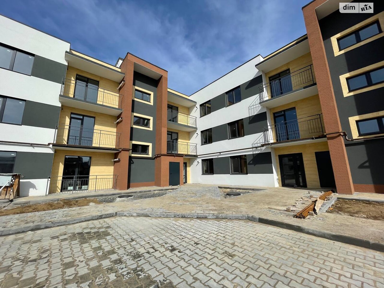 Обʼєкт нерухомості: 1 КІМ. КВАРТИРА, ПЛОЩА - 45.46 м², ЦІНА - 44 713 $
, 4-й пров. Леоніда Каденюка(Комарова) — HUBTRUST, Вінниця