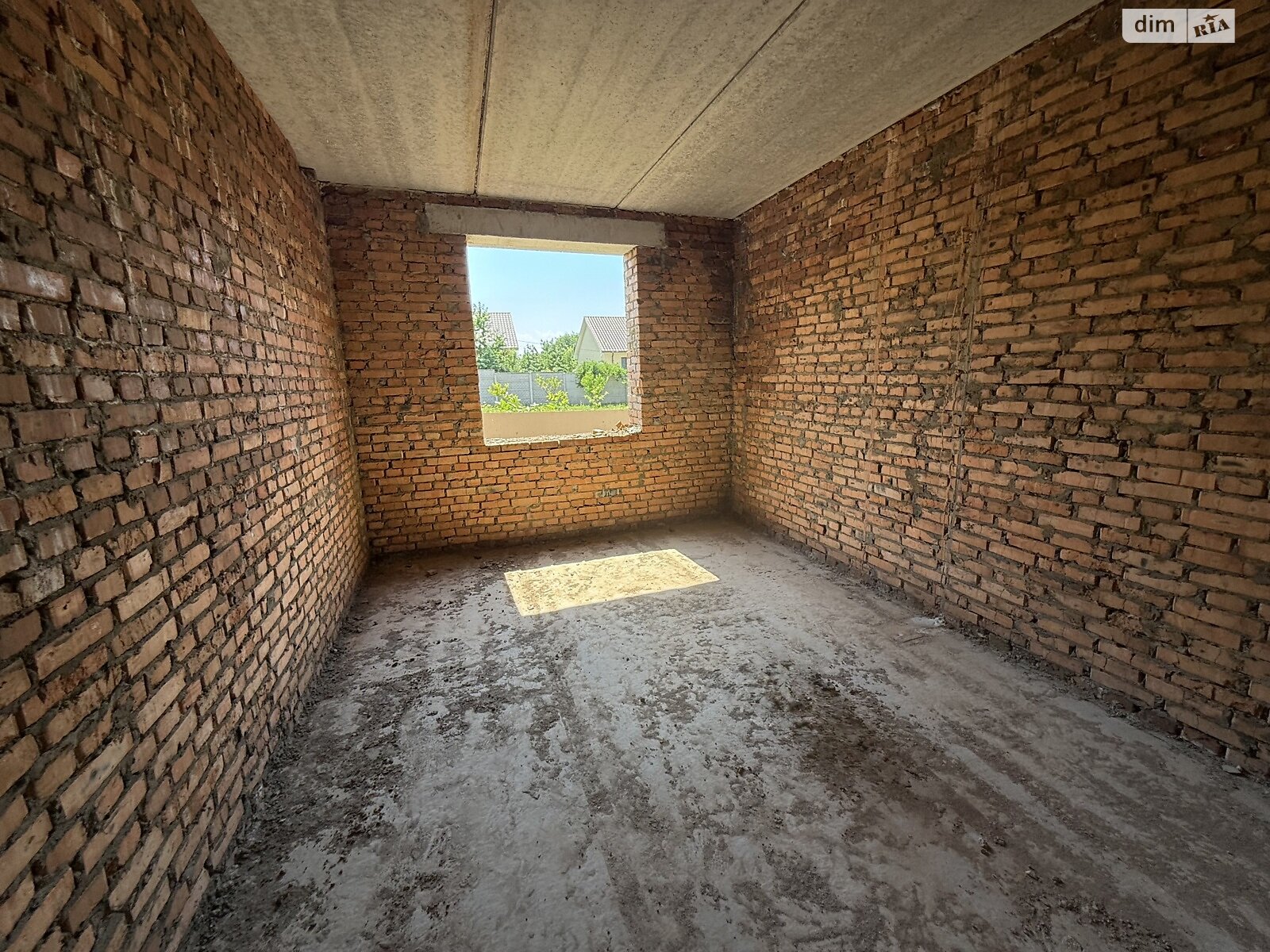 1 КІМ. КВАРТИРА, ПЛОЩА - 33.2 м², ЦІНА - 31 540 $
, вул. Загребельного