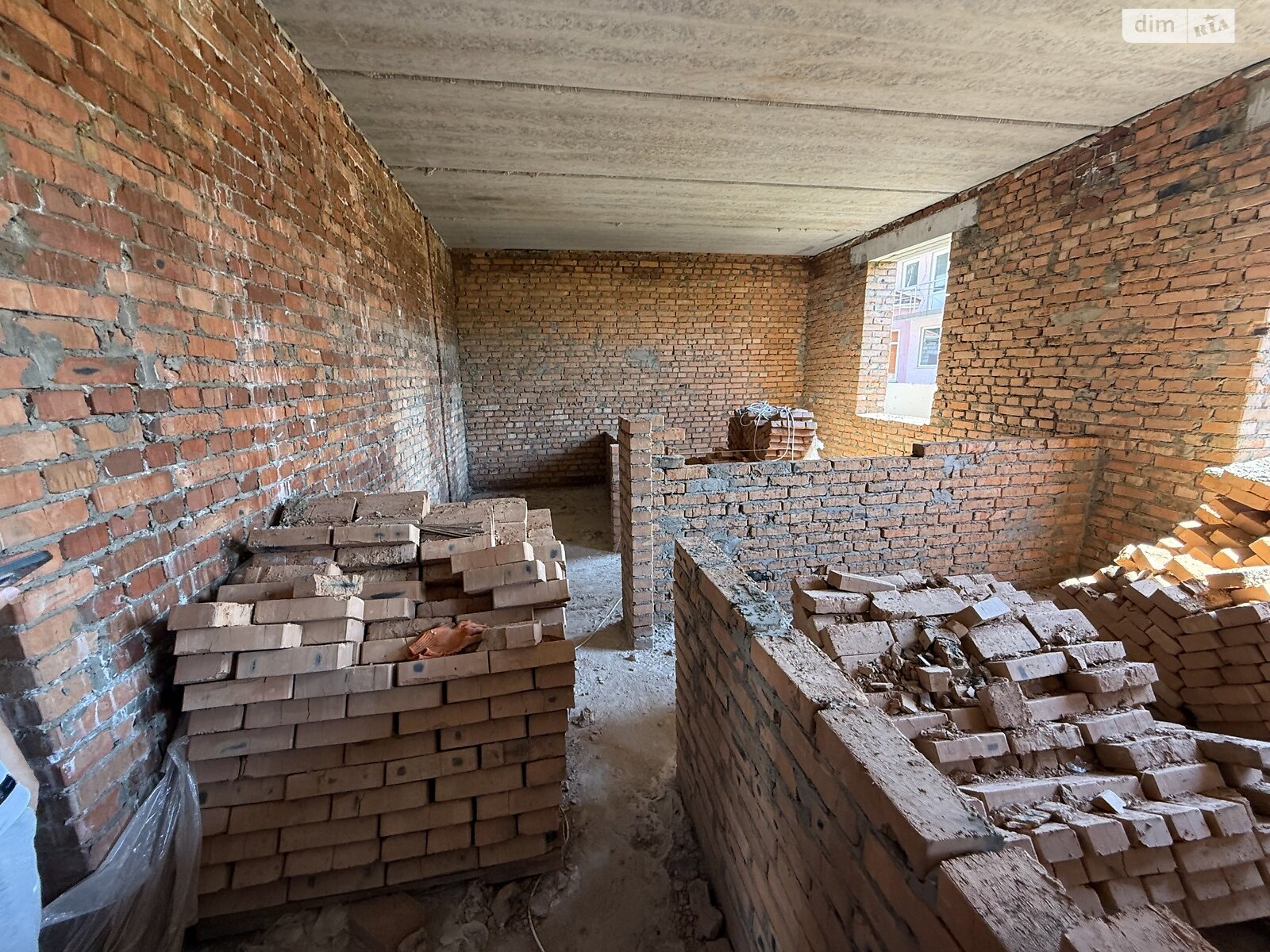 Обʼєкт нерухомості: 2 КІМ. КВАРТИРА, ПЛОЩА - 43.9 м², ЦІНА - 37 315 $
, вул. Загребельного — HUBTRUST, Вінниця