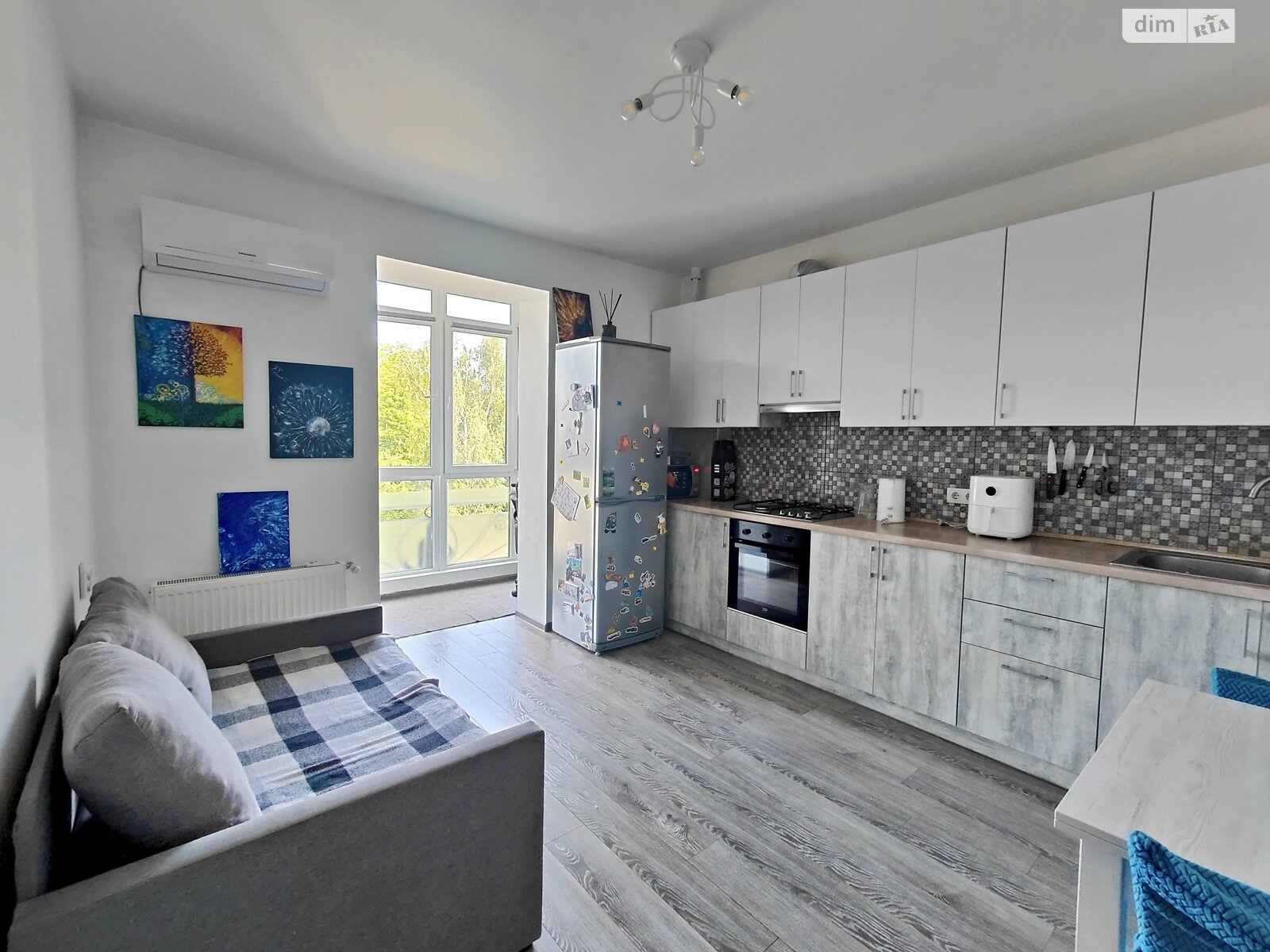 1 КІМ. КВАРТИРА, ПЛОЩА - 47 м², ЦІНА - 74 000 $
, вул. 600-річчя