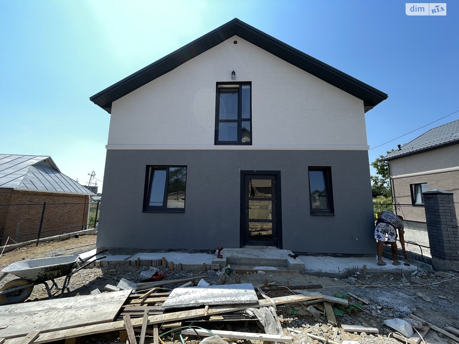 4 КІМ. БУДИНОК, ПЛОЩА - 110 м², ЦІНА - 76 999 $
