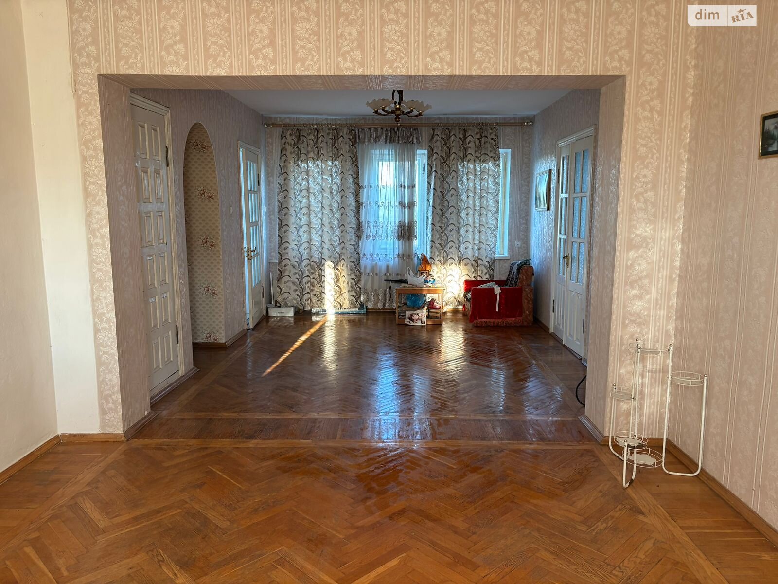 Обʼєкт нерухомості: 4 КІМ. БУДИНОК, ПЛОЩА - 340 м², ЦІНА - 80 000 $
, вул. Соломії Крушельницької(Некрасова) — HUBTRUST, Вінниця
