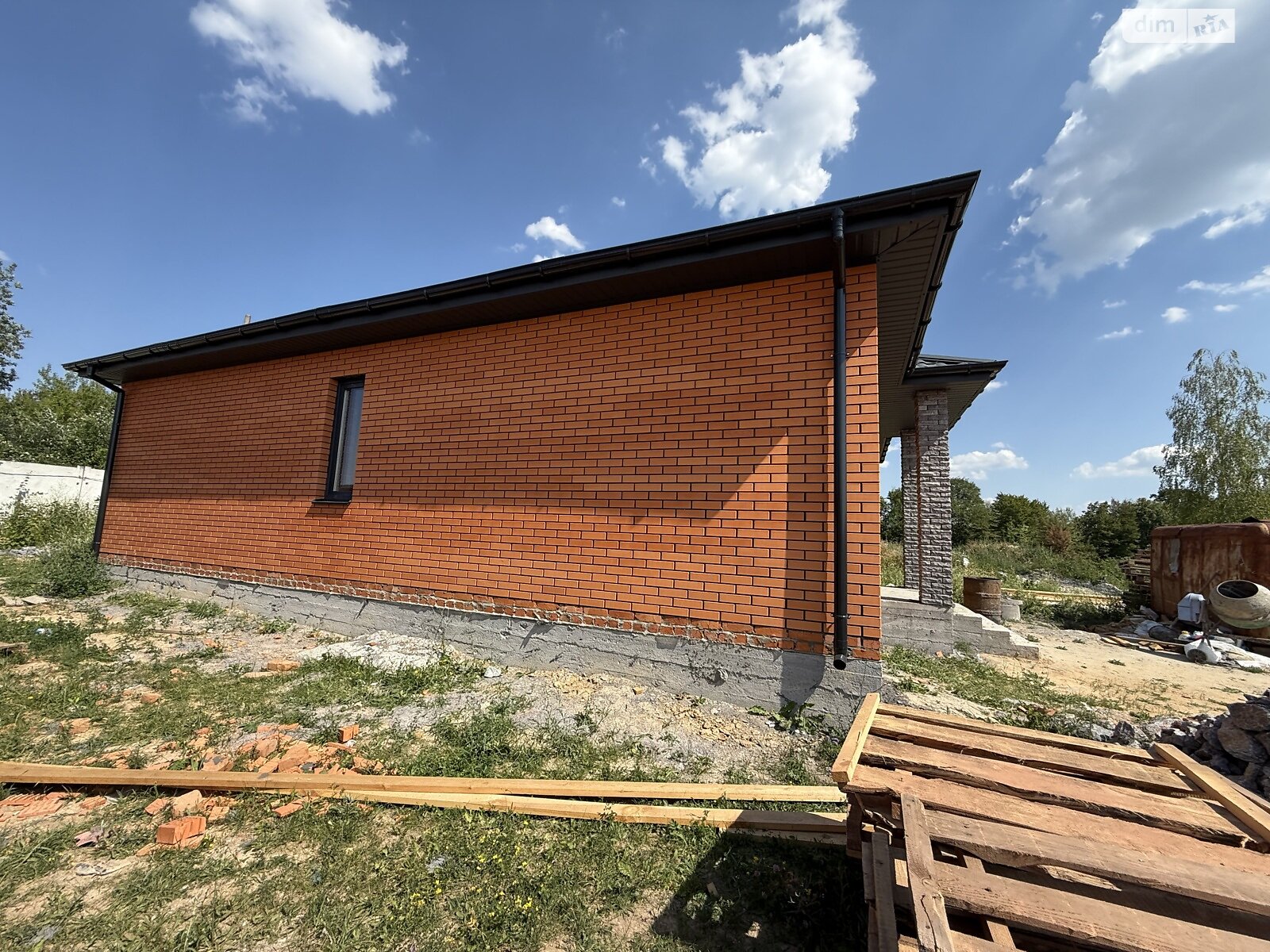 Обʼєкт нерухомості: 3 КІМ. БУДИНОК, ПЛОЩА - 100 м², ЦІНА - 83 000 $
, вул. Квітки Цісик — HUBTRUST, Вінниця