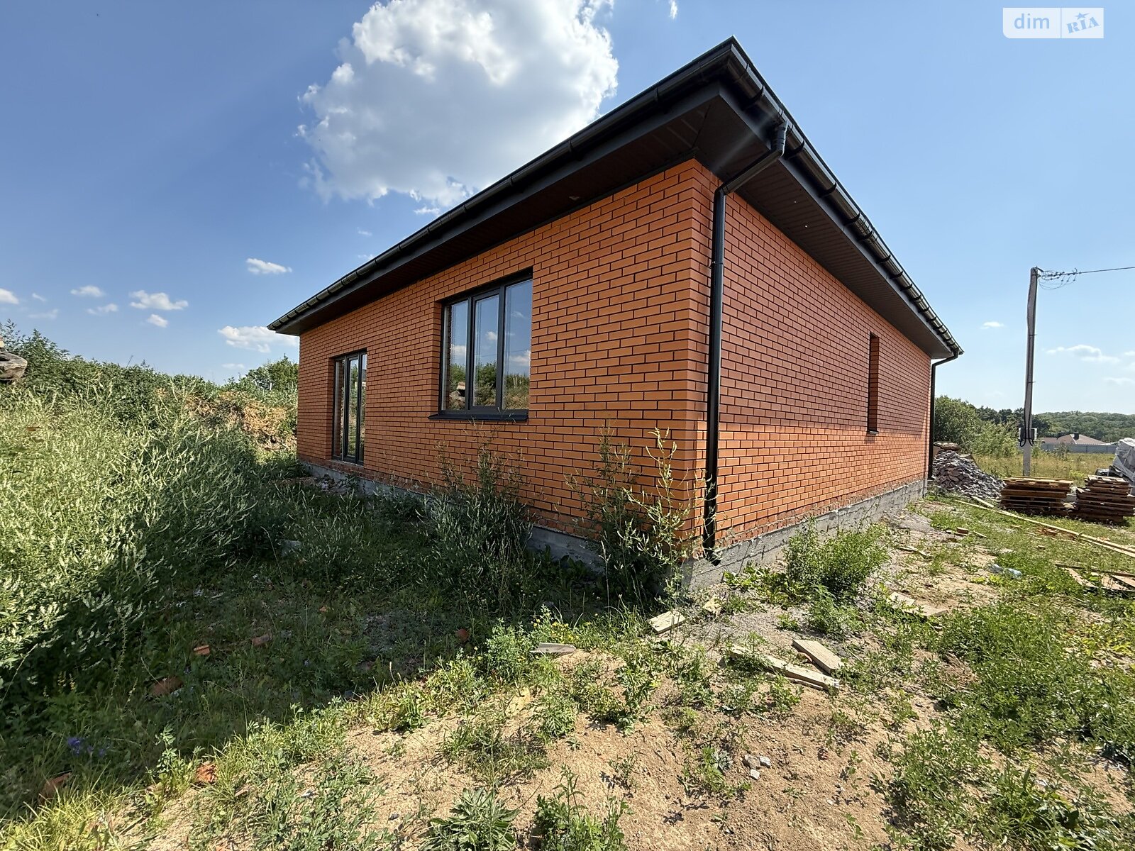 Обʼєкт нерухомості: 3 КІМ. БУДИНОК, ПЛОЩА - 100 м², ЦІНА - 83 000 $
, вул. Квітки Цісик — HUBTRUST, Вінниця