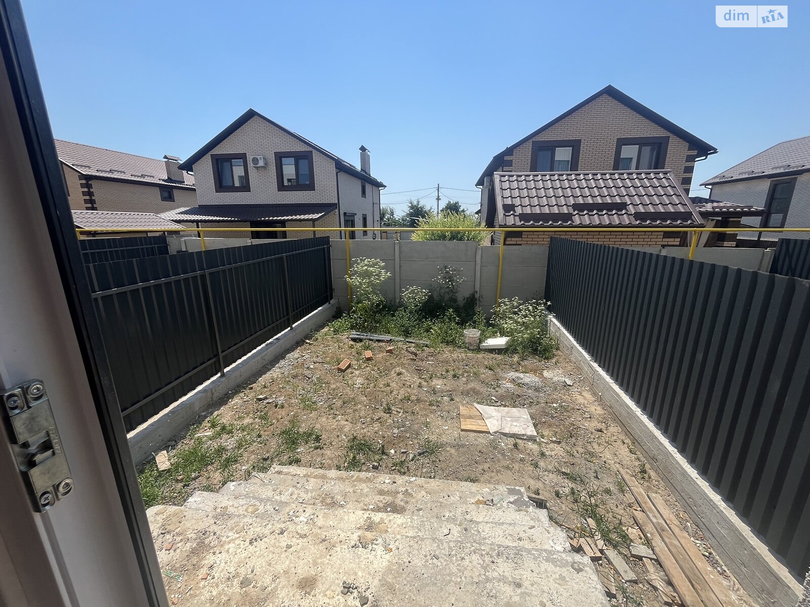 Обʼєкт нерухомості: 3 КІМ. ТАУНХАУС, ПЛОЩА - 130 м², ЦІНА - 73 000 $
, вул. Мирна — HUBTRUST, Вінниця