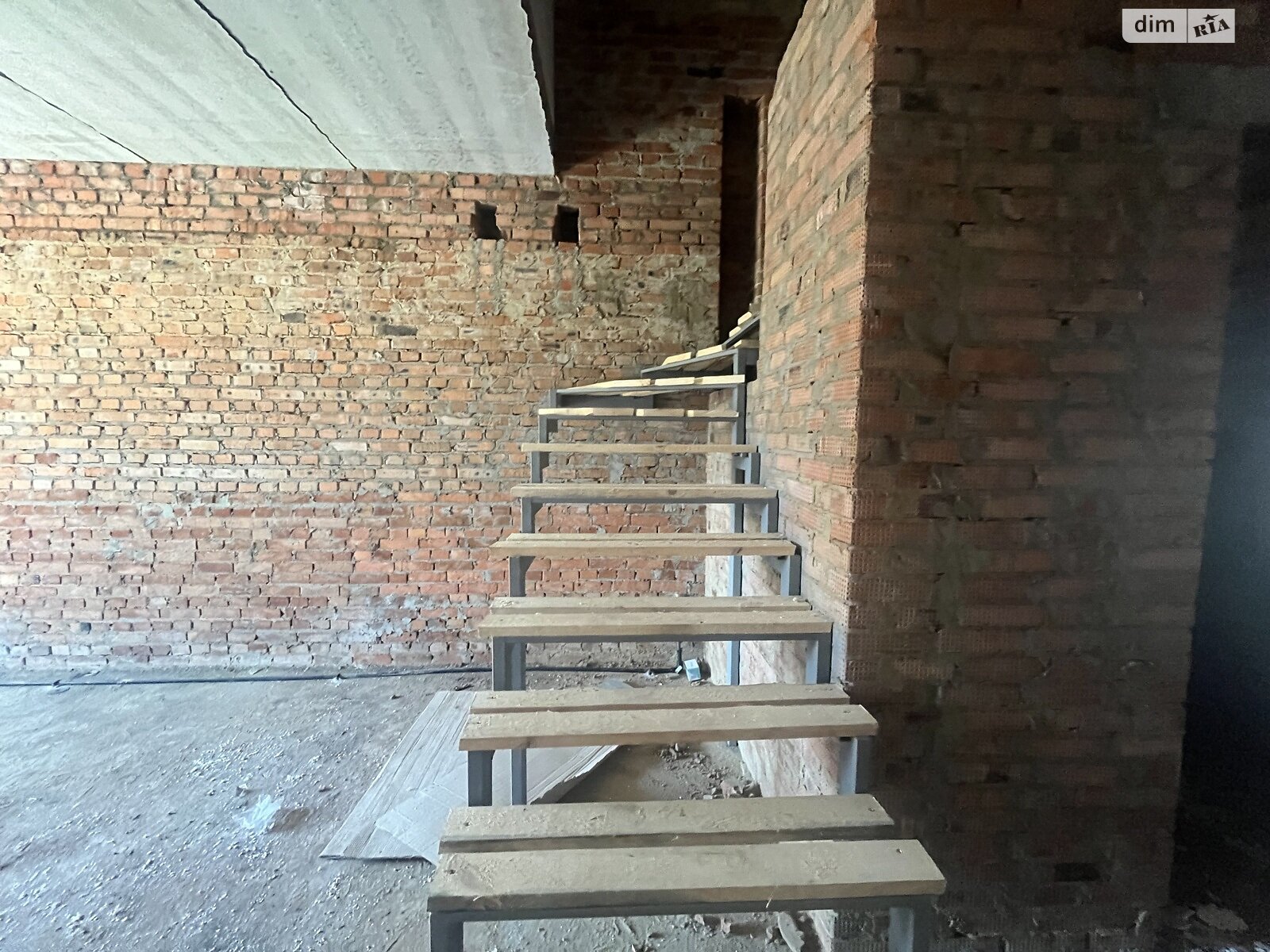 Обʼєкт нерухомості: 3 КІМ. ТАУНХАУС, ПЛОЩА - 115 м², ЦІНА - 68 000 $
 — HUBTRUST, Вінниця