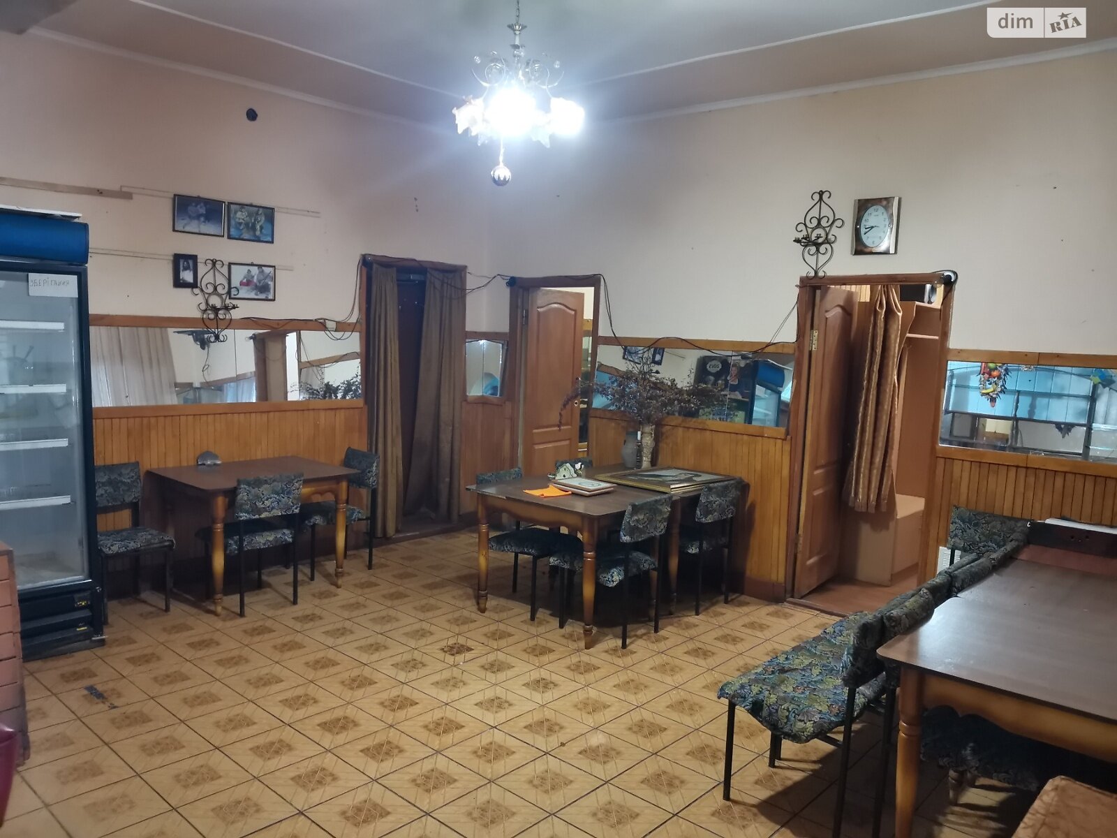 Обʼєкт нерухомості: ПЛОЩА - 220 м², ЦІНА - 60 000 $
, вул. Спартака — HUBTRUST, Вінниця