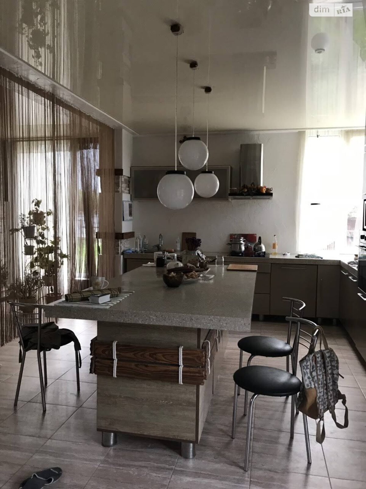 Обʼєкт нерухомості: 4 КІМ. БУДИНОК, ПЛОЩА - 220 м², ЦІНА - 1 000 $
, вул. Генерала Арабея — HUBTRUST, Вінниця