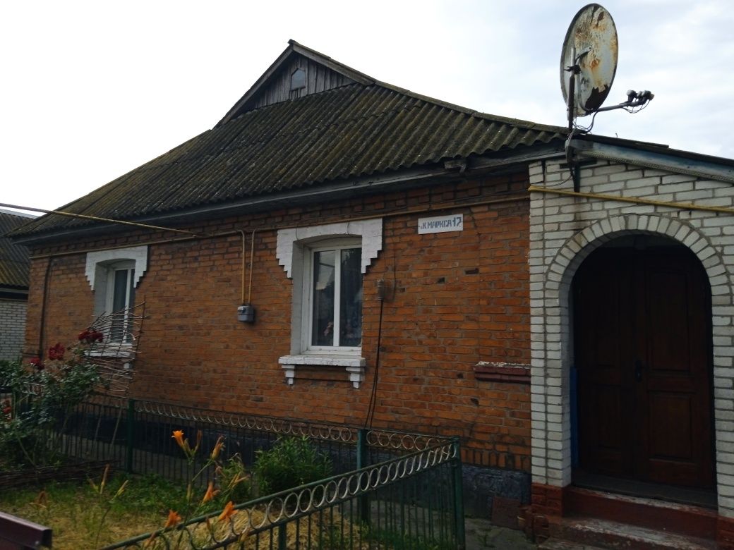3 КІМ. БУДИНОК, ПЛОЩА - 58 м², ЦІНА - 25 000 $
