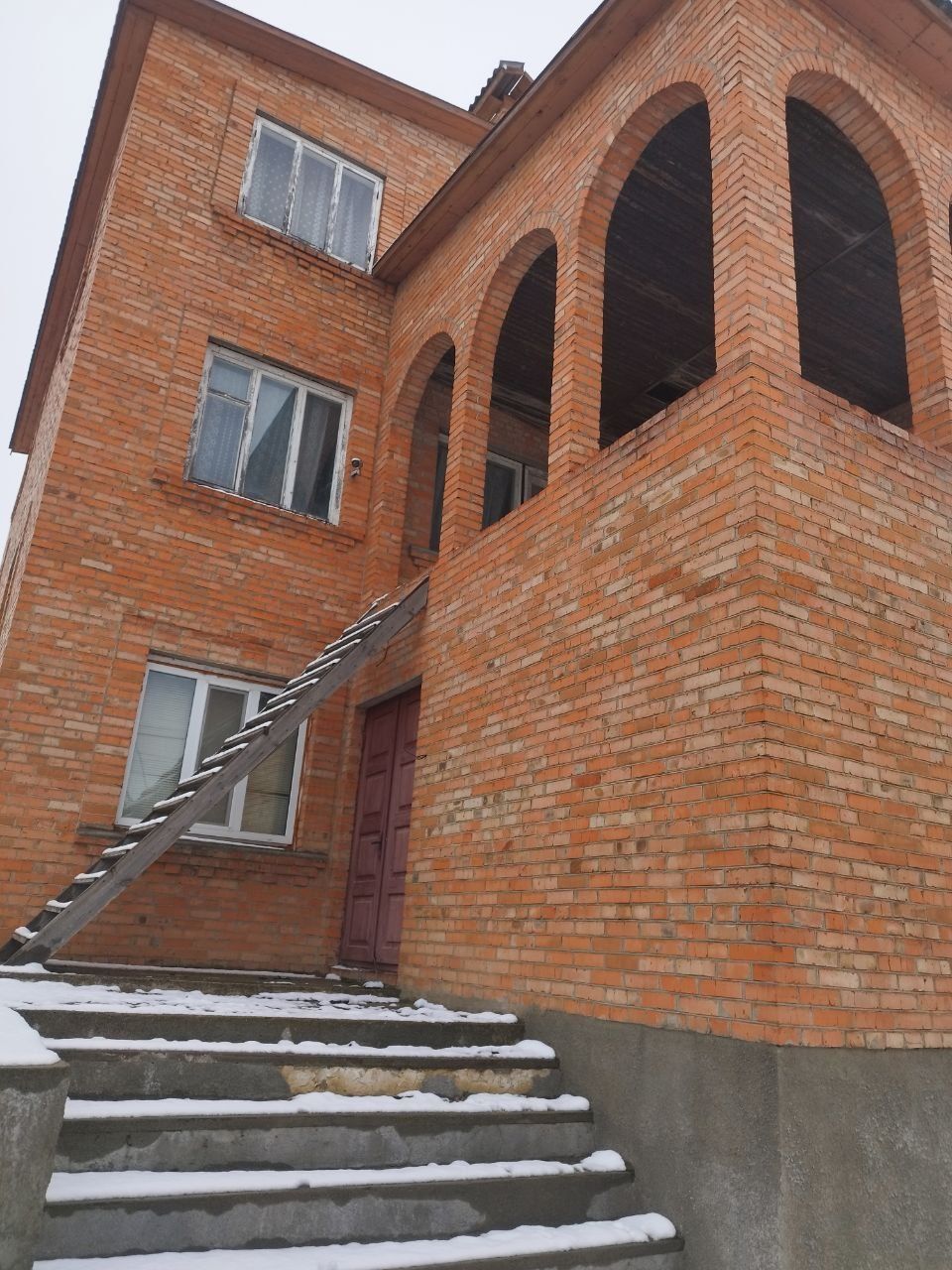 Обʼєкт нерухомості: 6 КІМ. БУДИНОК, ПЛОЩА - 220 м², ЦІНА - 34 000 $
 — HUBTRUST, Вінниця