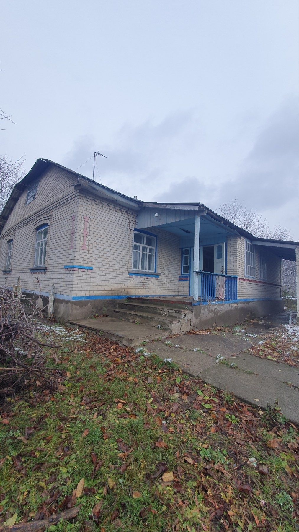 5 КІМ. БУДИНОК, ПЛОЩА - 100 м², ЦІНА - 8 000 $
