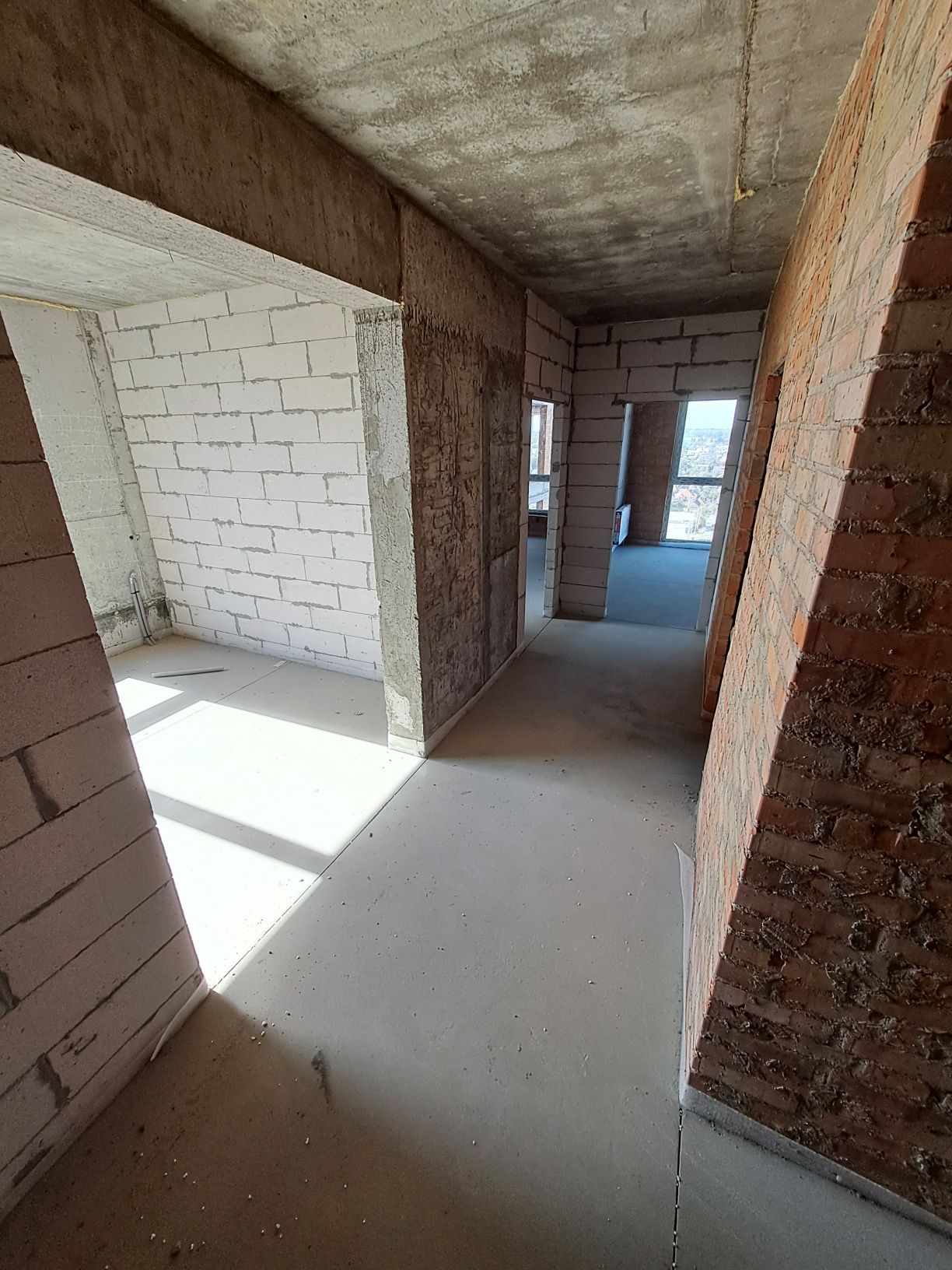 Обʼєкт нерухомості: 2 КІМ.  КВАРТИРА ПЛОЩА – 63 м², ЦІНА – 69 000$, РАЙОН: Центр — HUBTRUST, Вінниця