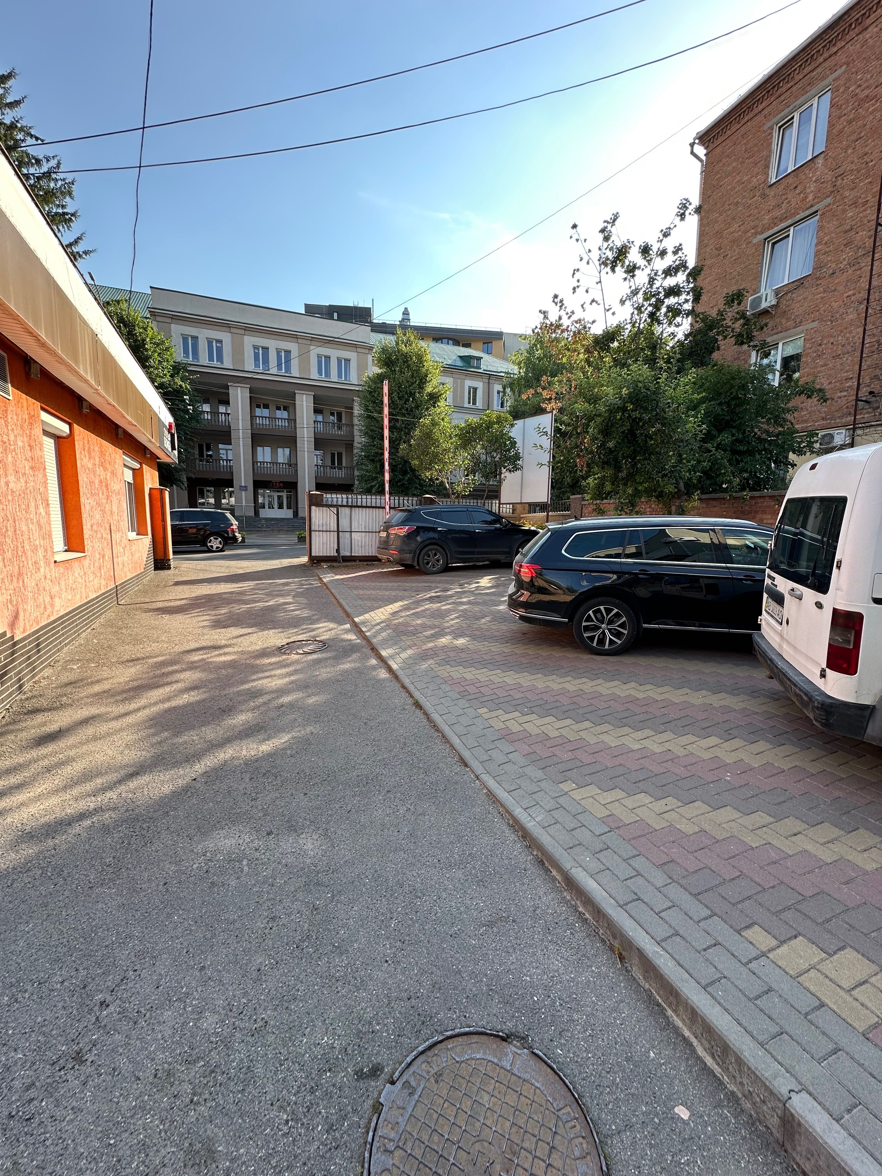 Обʼєкт нерухомості: ПЛОЩА - 274 м², ЦІНА - 1 973 $
 — HUBTRUST, Вінниця