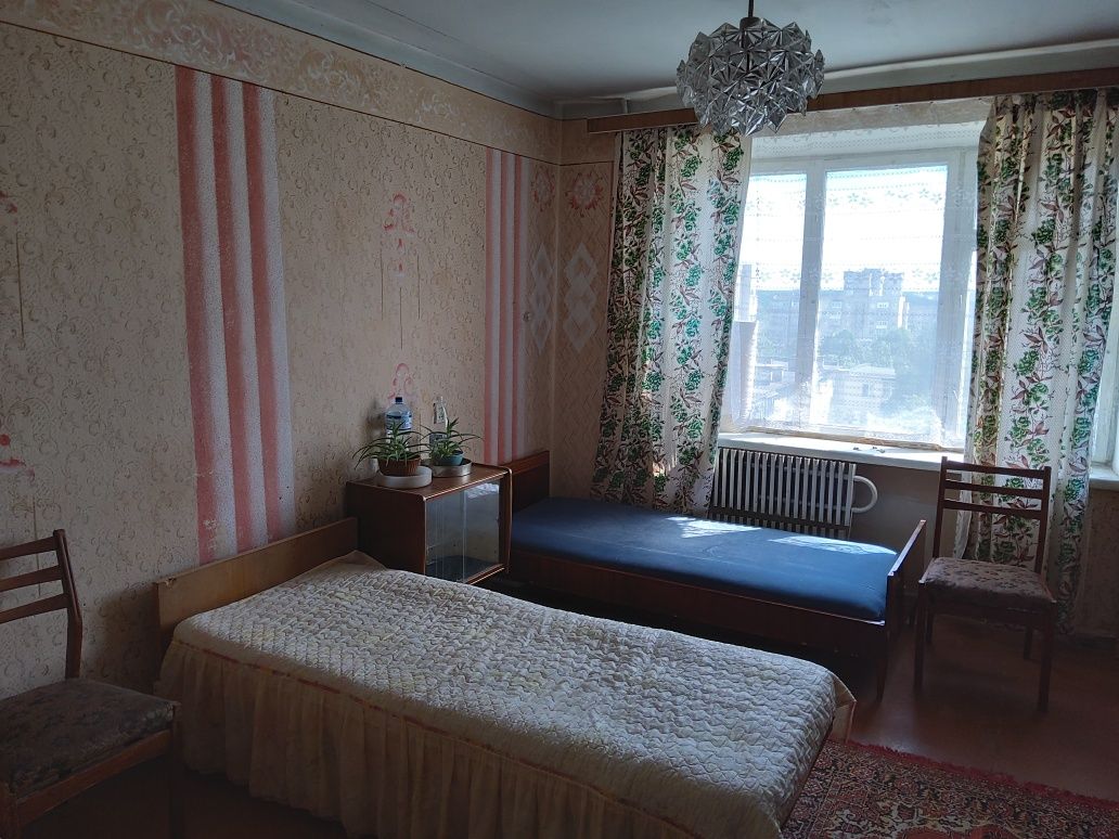 КІМНАТА, ПЛОЩА - 46 м², ЦІНА - 52 $
