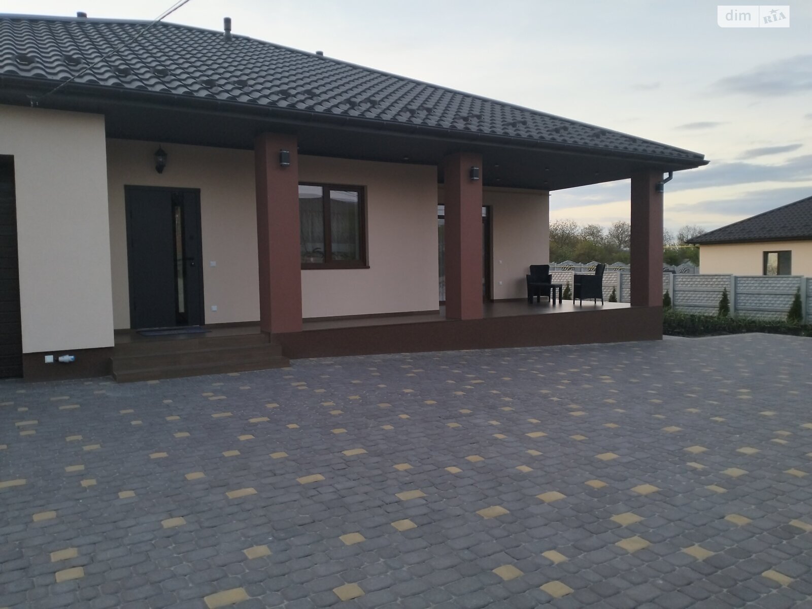 3 КІМ. БУДИНОК, ПЛОЩА - 131.81 м², ЦІНА - 220 000 $
