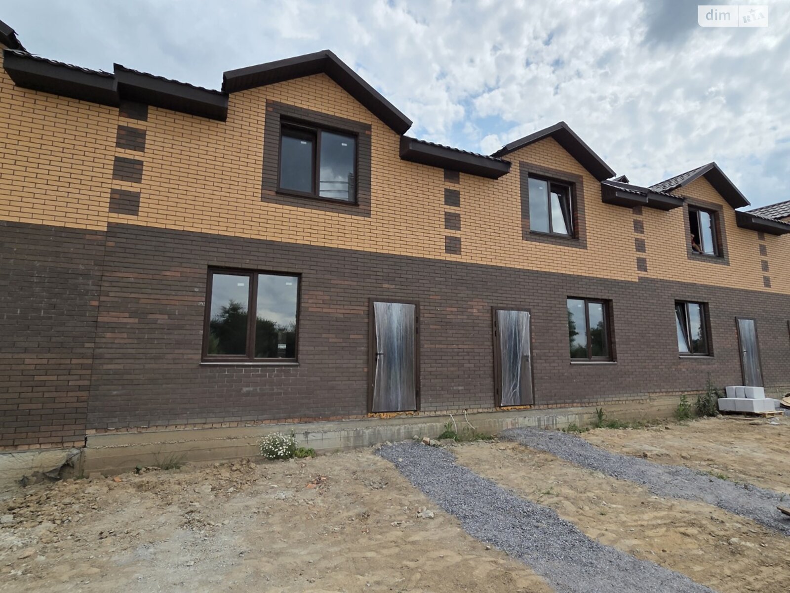 3 КІМ. ТАУНХАУС, ПЛОЩА - 90 м², ЦІНА - 59 000 $
, пров. Світлий
