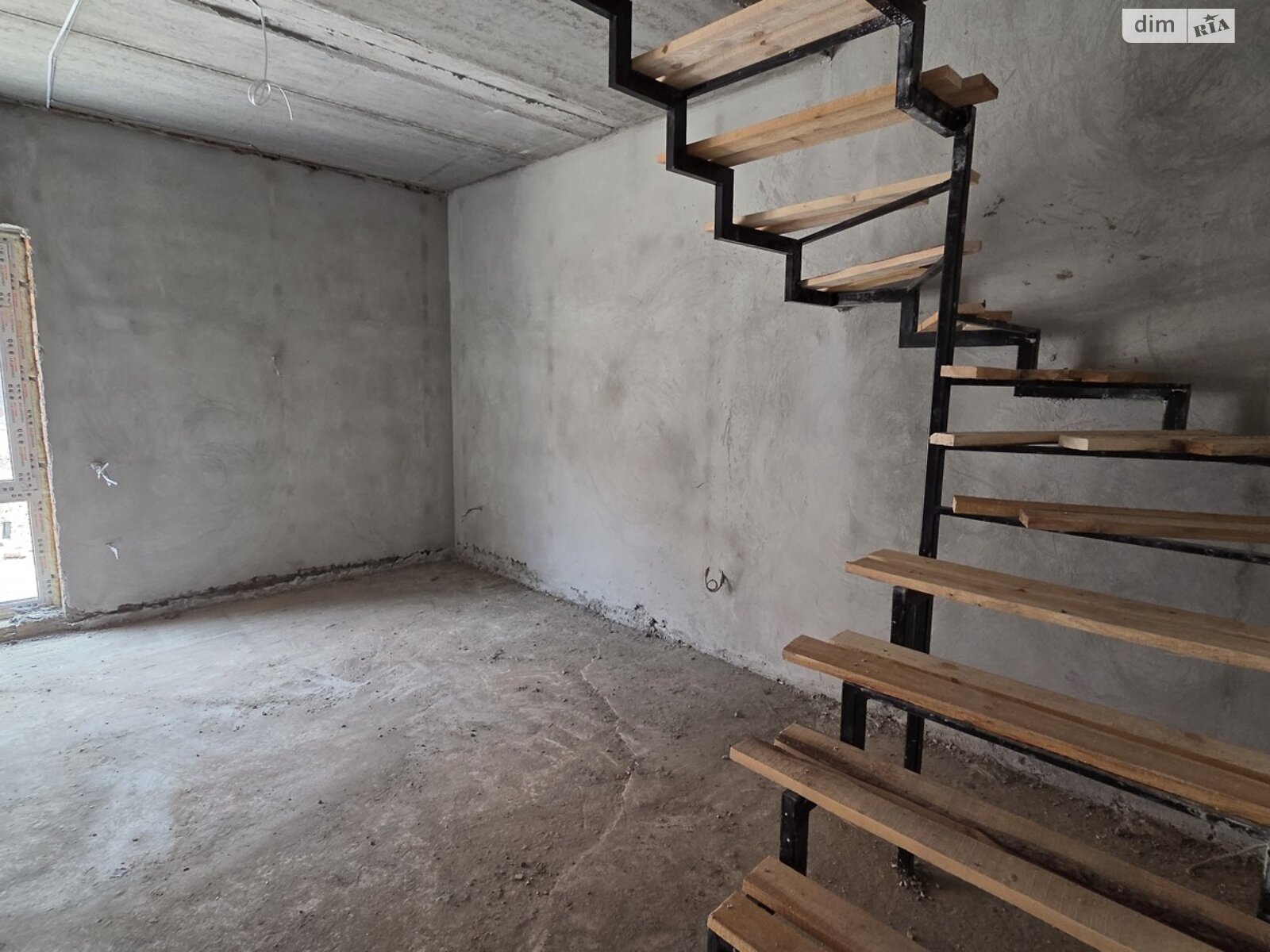 Обʼєкт нерухомості: 3 КІМ. ТАУНХАУС, ПЛОЩА - 90 м², ЦІНА - 59 000 $
, пров. Світлий — HUBTRUST, Вінниця