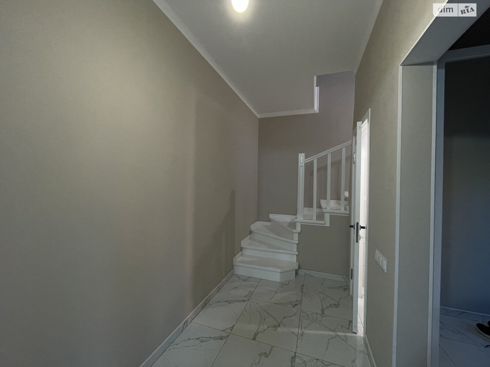 Обʼєкт нерухомості: 3 КІМ. ТАУНХАУС, ПЛОЩА - 110 м², ЦІНА - 141 999 $
, вул. Райдужна — HUBTRUST, Вінниця