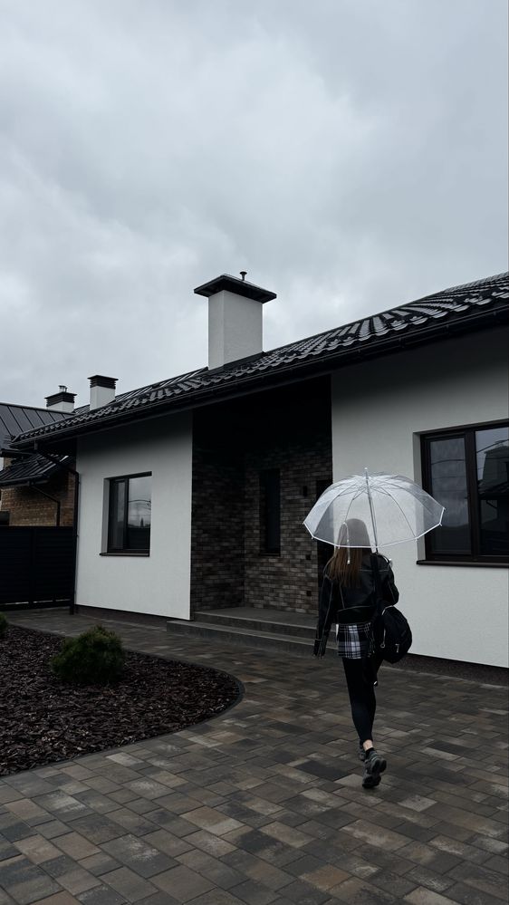 4 КІМ. БУДИНОК, ПЛОЩА - 120 м², ЦІНА - 250 000 $
