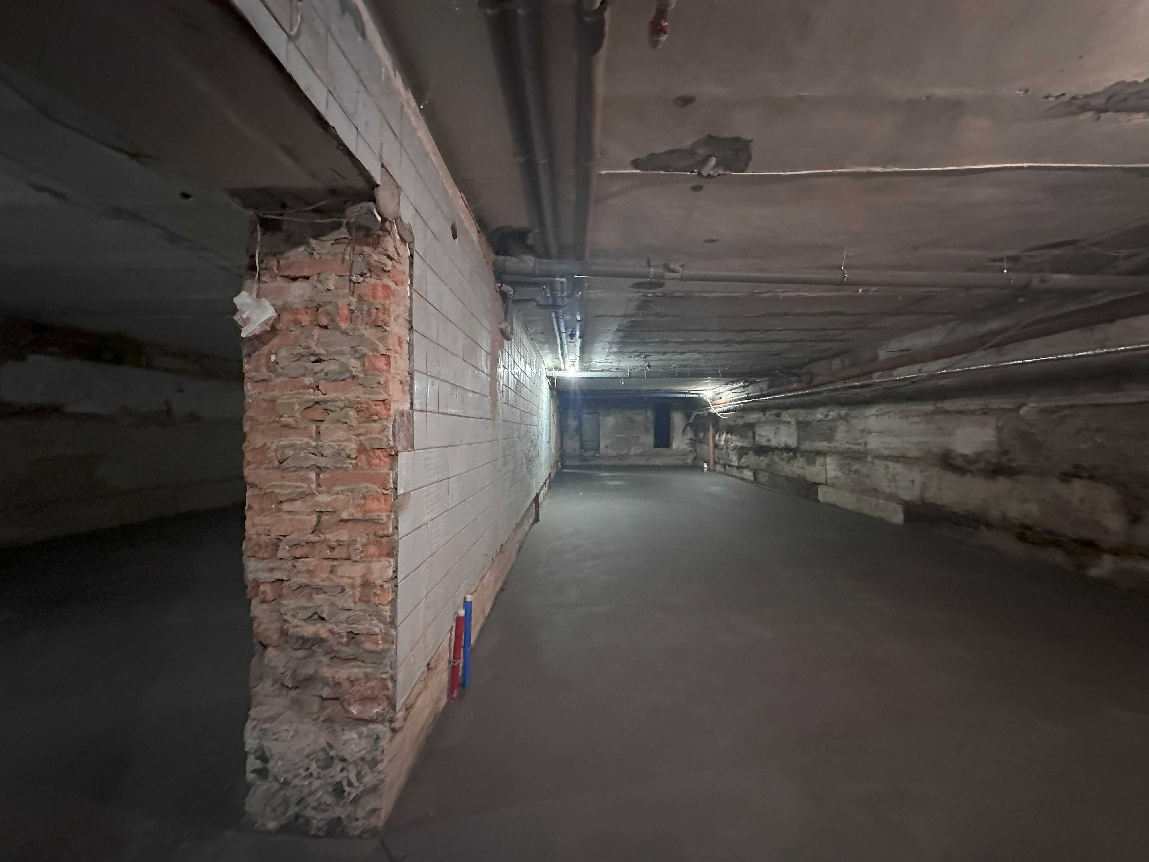 Обʼєкт нерухомості: ПЛОЩА - 300 м², ЦІНА - 2 000 $
 — HUBTRUST, Вінниця
