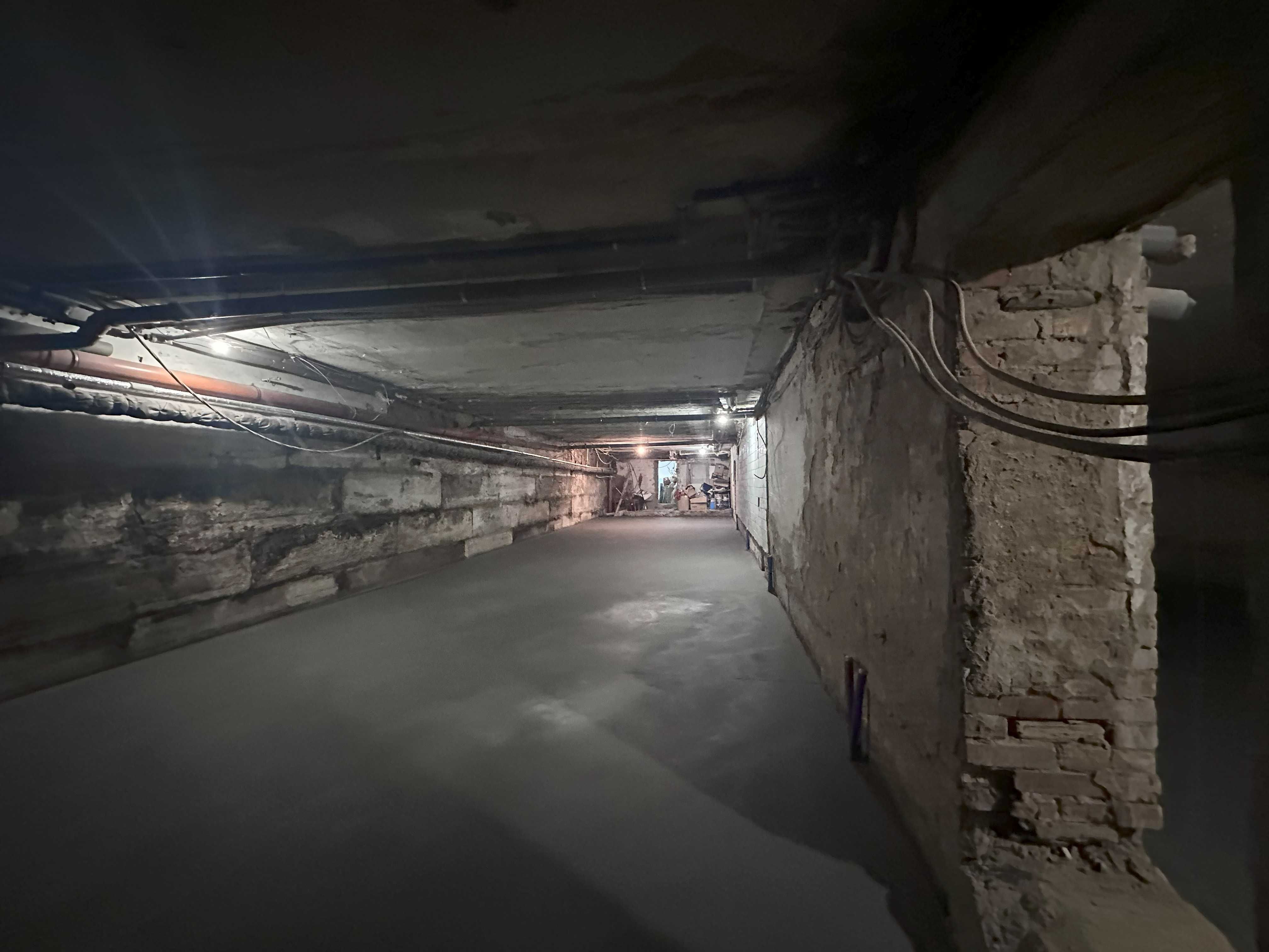 Обʼєкт нерухомості: ПЛОЩА - 300 м², ЦІНА - 2 000 $
 — HUBTRUST, Вінниця