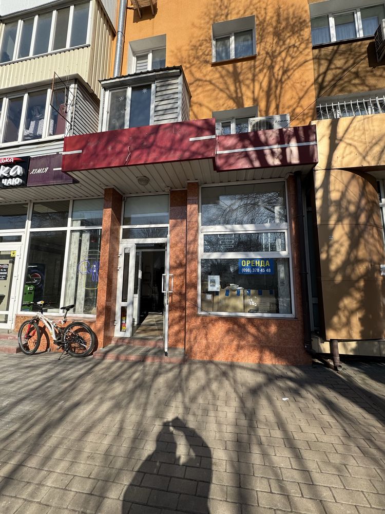 ПЛОЩА - 35 м², ЦІНА - 835 $
