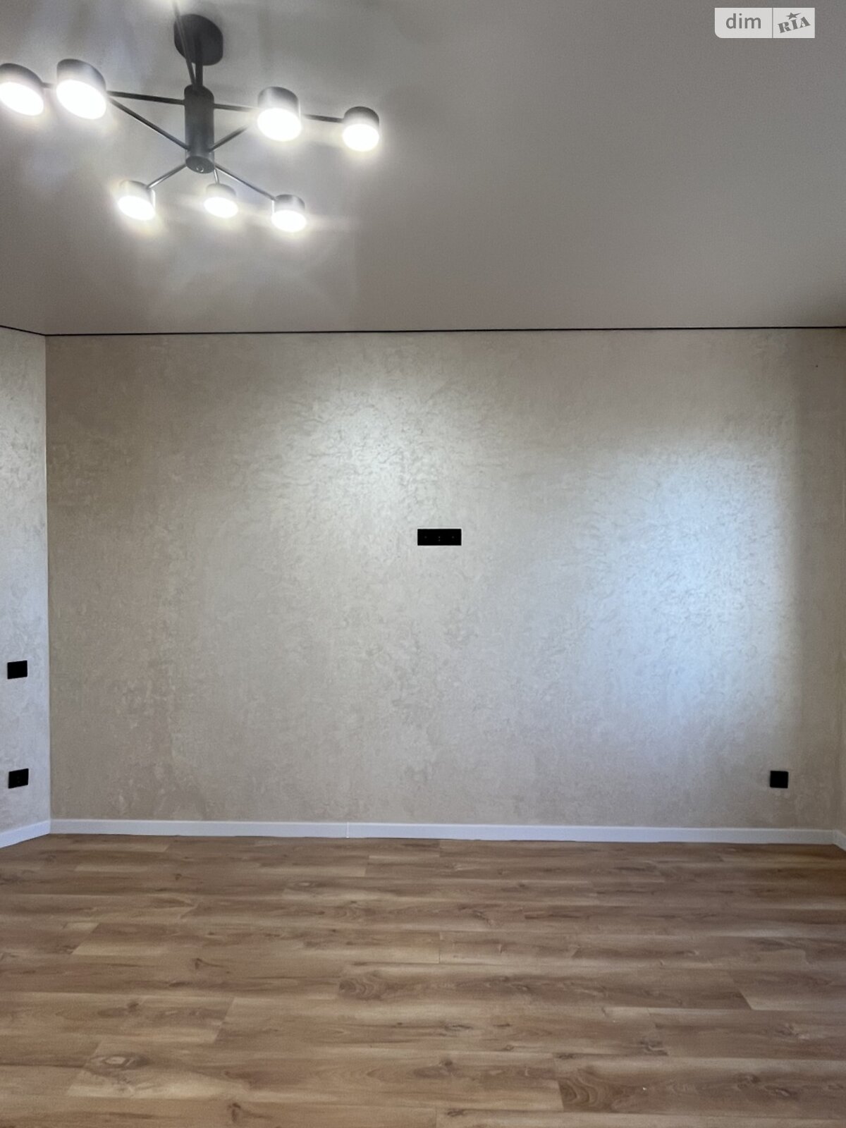 Обʼєкт нерухомості: 1 КІМ. КВАРТИРА, ПЛОЩА - 52 м², ЦІНА - 57 000 $
, вул. Шевченка — HUBTRUST, Вінниця