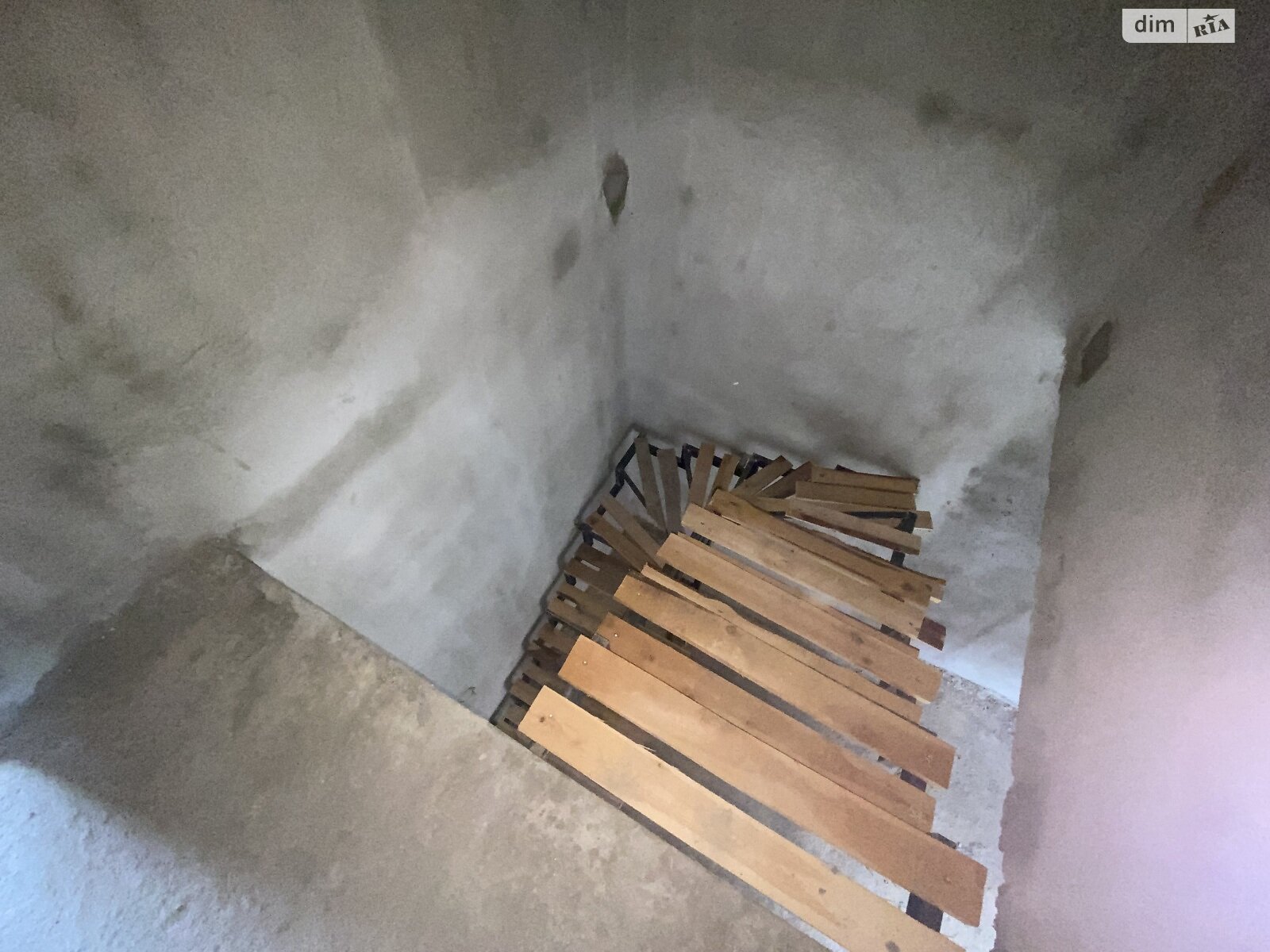 Обʼєкт нерухомості: 3 КІМ. ТАУНХАУС, ПЛОЩА - 90 м², ЦІНА - 59 000 $
, пров. Світлий — HUBTRUST, Вінниця