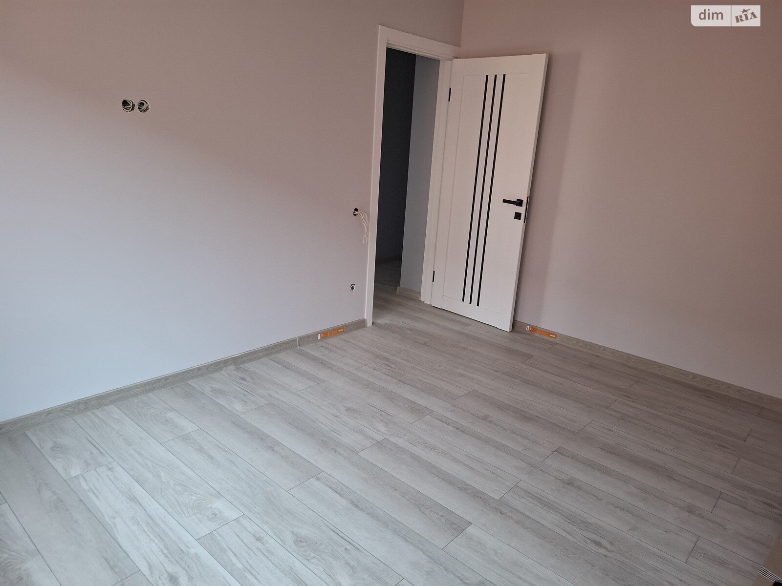 Обʼєкт нерухомості: 2 КІМ. ТАУНХАУС, ПЛОЩА - 70 м², ЦІНА - 64 000 $
, вул. Матієнко — HUBTRUST, Вінниця