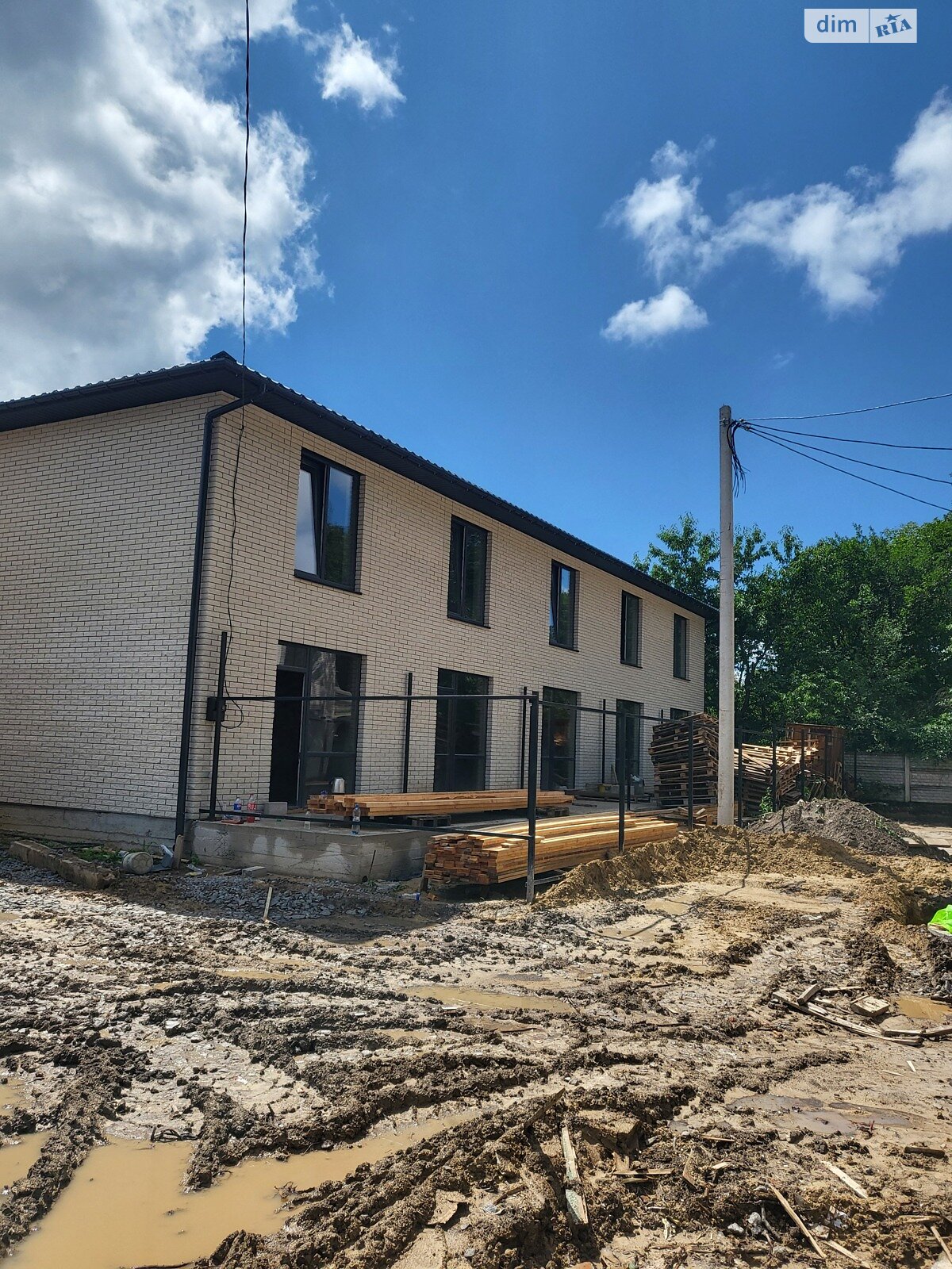 Обʼєкт нерухомості: 5 КІМ. ТАУНХАУС, ПЛОЩА - 130 м², ЦІНА - 95 000 $
, 3-й пр. Генерала Арабея — HUBTRUST, Вінниця
