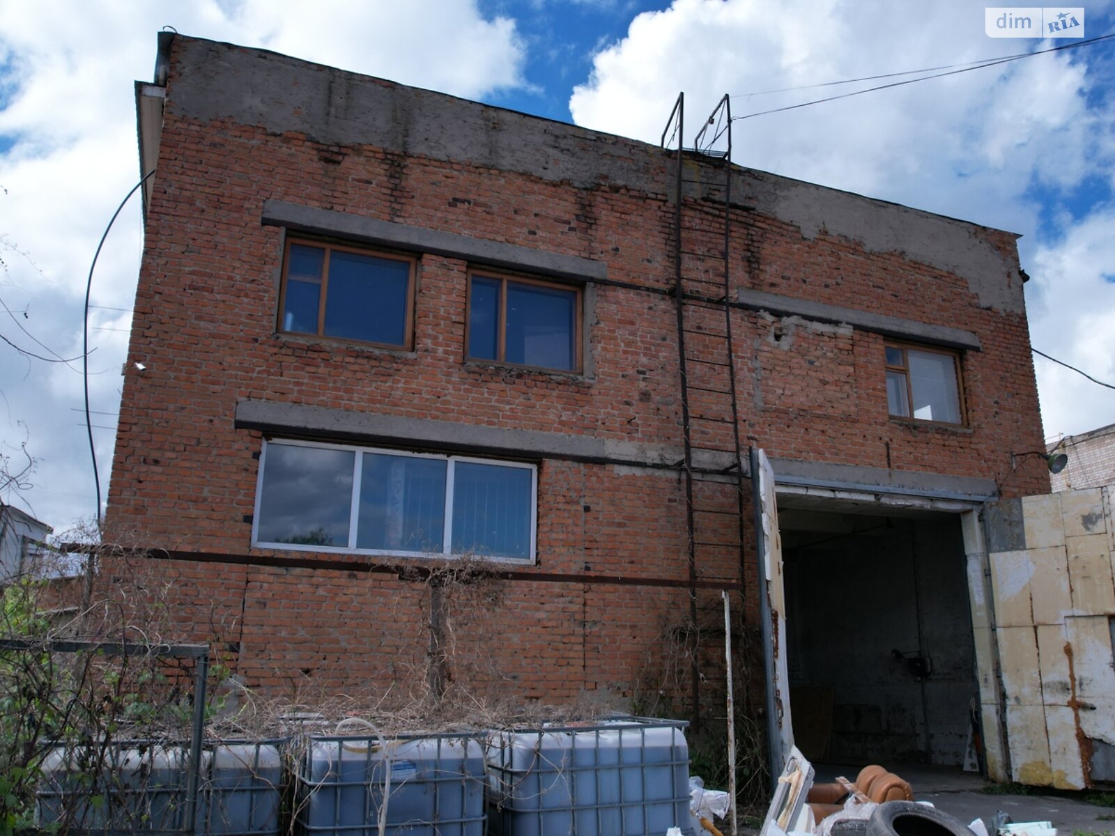 Обʼєкт нерухомості: ПЛОЩА - 556 м², ЦІНА - 680 000 $
, вул. Гетьмана Мазепи(Чехова) — HUBTRUST, Вінниця