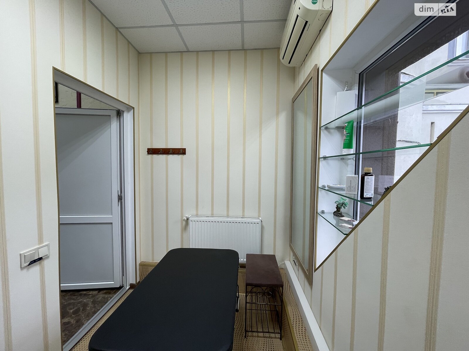 Обʼєкт нерухомості: ПЛОЩА - 250.1 м², ЦІНА - 100 000 $
, вул. Олександра Соловйова — HUBTRUST, Вінниця