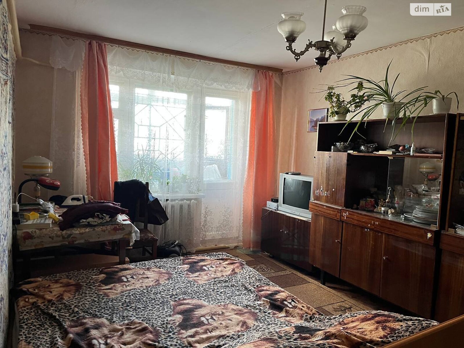 3 КІМ. КВАРТИРА, ПЛОЩА - 60 м², ЦІНА - 55 000 $
, вул. Єдності(Катукова)
