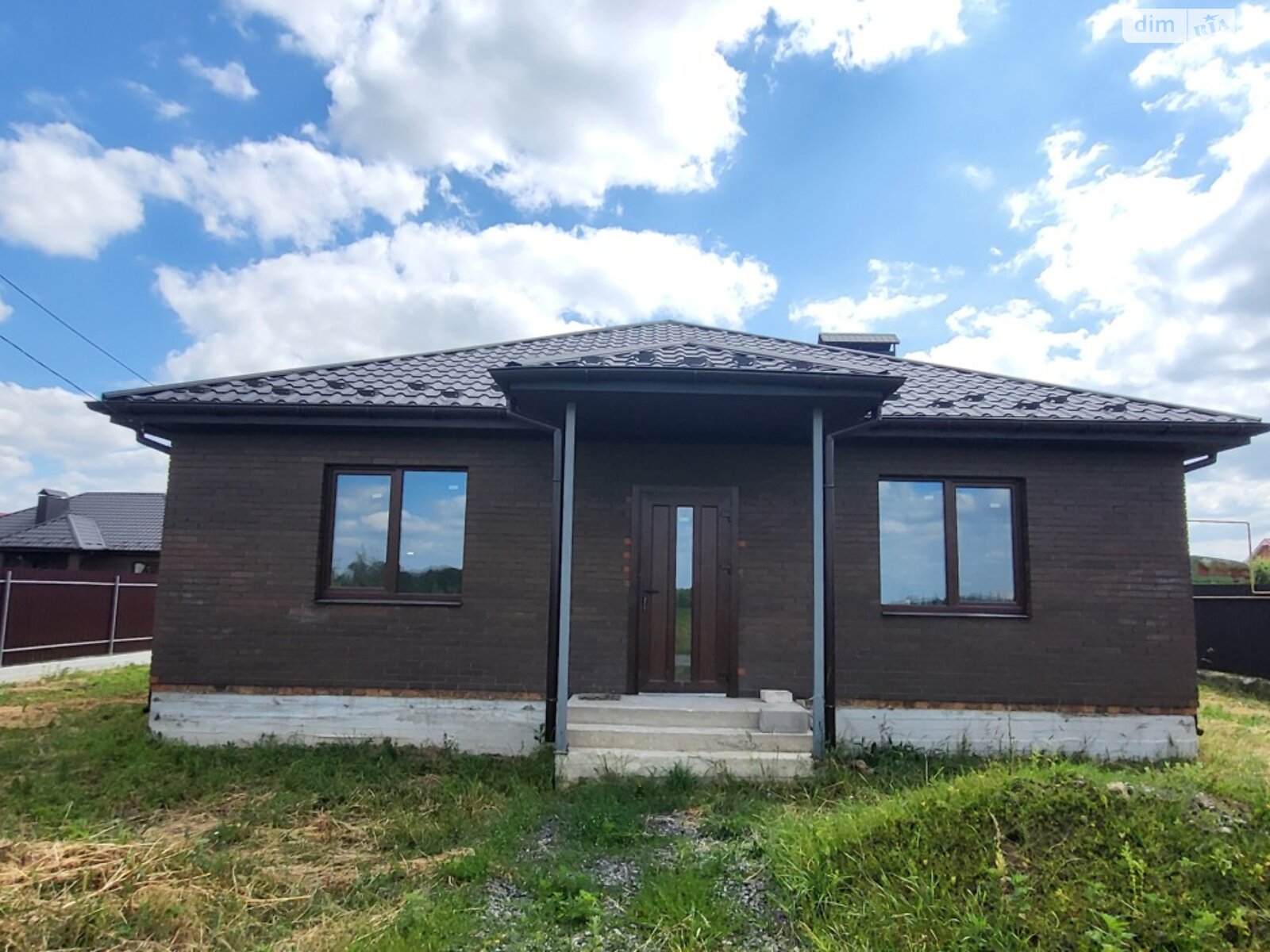 3 КІМ. БУДИНОК, ПЛОЩА - 100 м², ЦІНА - 82 000 $
, вул. Польова
