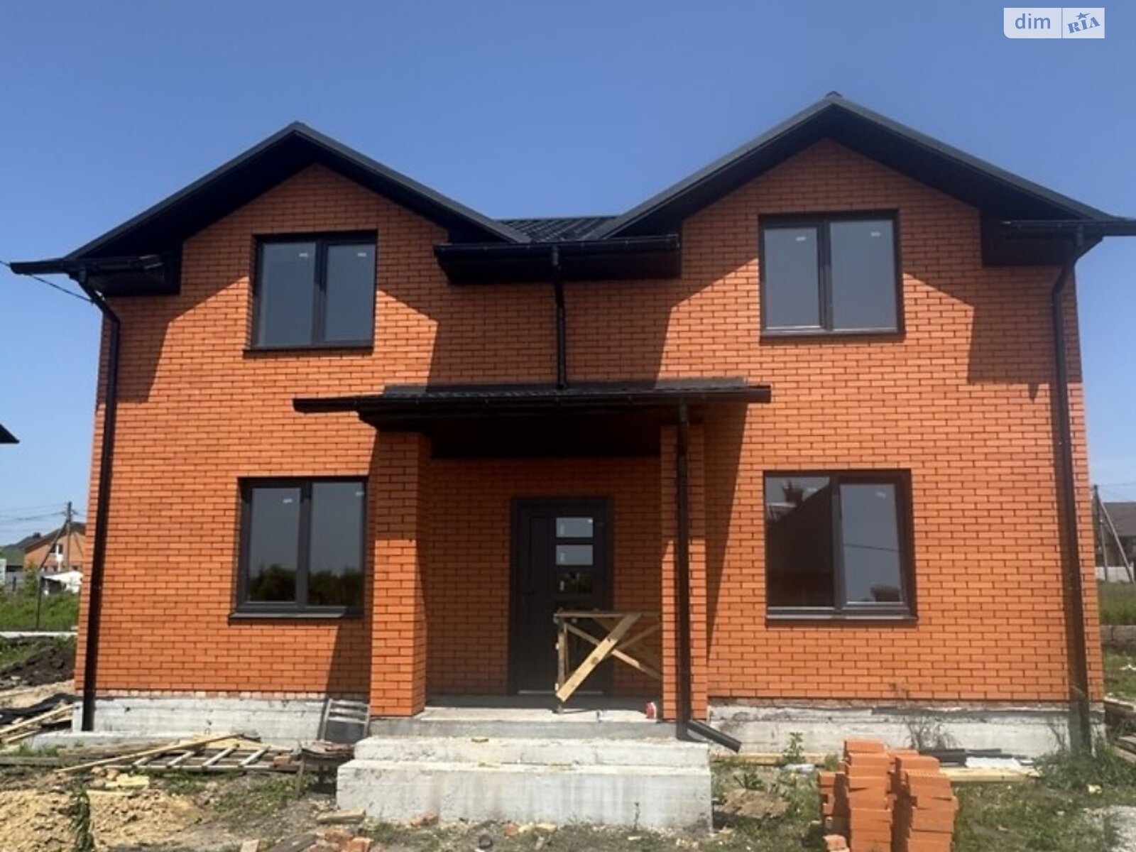 3 КІМ. БУДИНОК, ПЛОЩА - 138 м², ЦІНА - 94 000 $
, 3-й пров. Східний