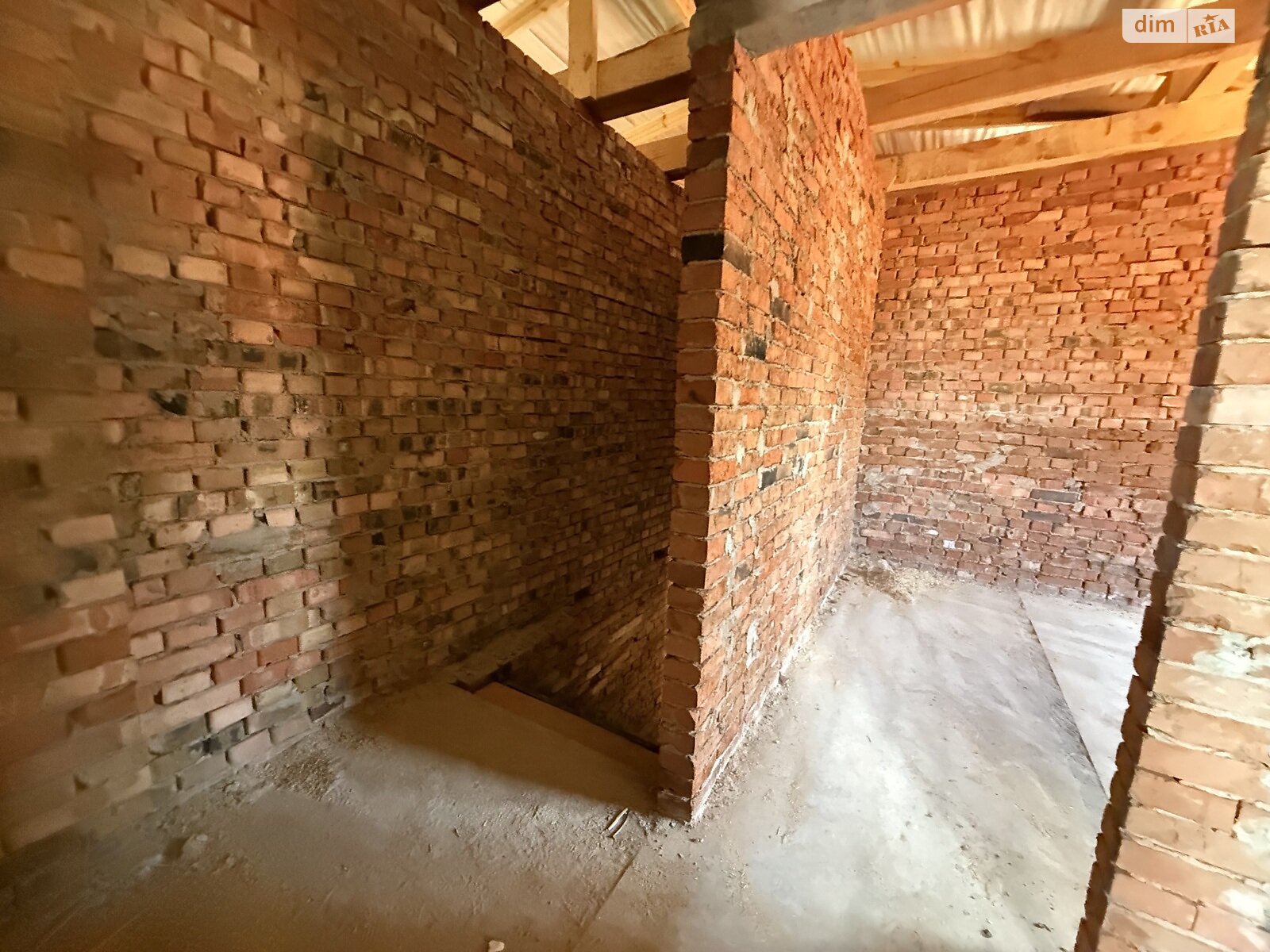 Обʼєкт нерухомості: 2 КІМ. БУДИНОК, ПЛОЩА - 70 м², ЦІНА - 43 000 $
, вул. Юзвинська — HUBTRUST, Вінниця