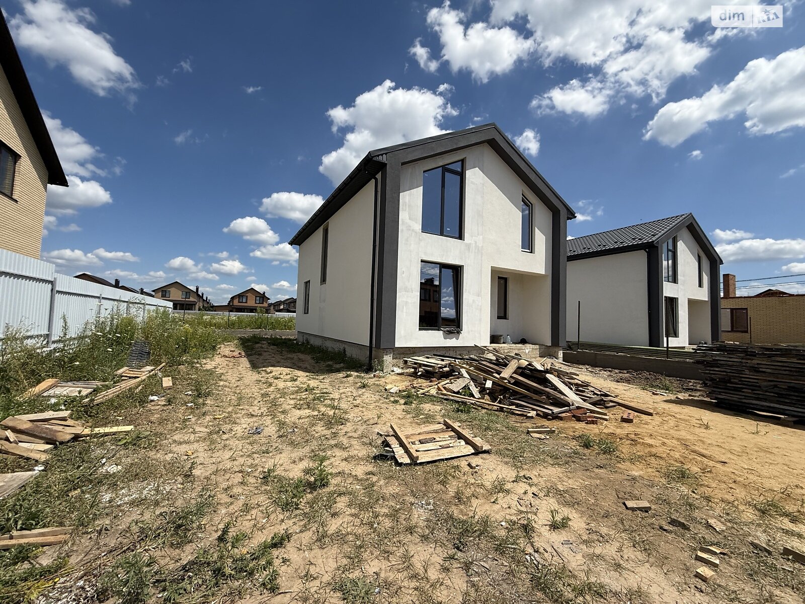 4 КІМ. БУДИНОК, ПЛОЩА - 125 м², ЦІНА - 115 000 $
, пров. Весняний