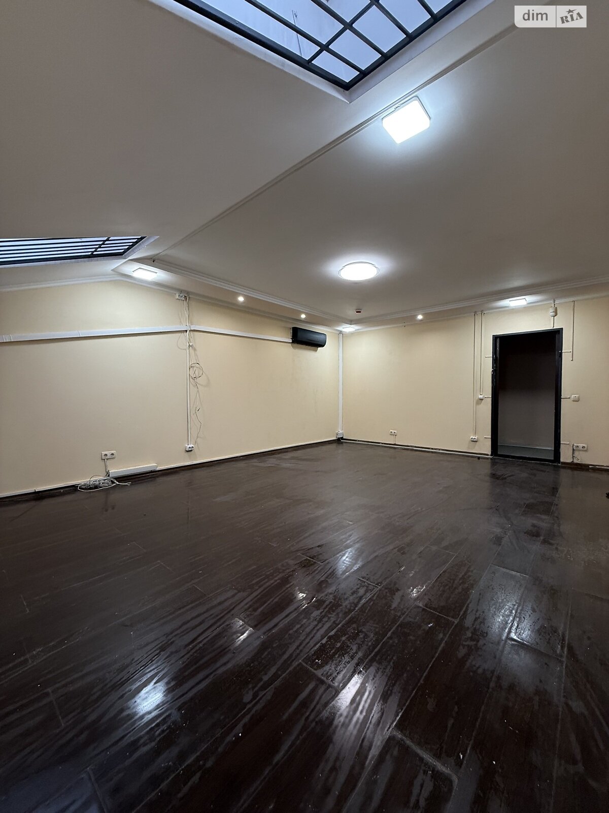 Обʼєкт нерухомості: ПЛОЩА - 50 м², ЦІНА - 7 500 $
, вул. Академіка Янгеля — HUBTRUST, Вінниця