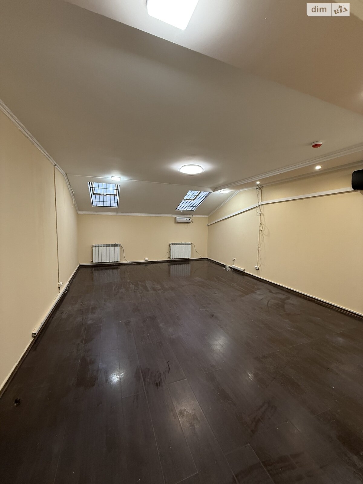 Обʼєкт нерухомості: ПЛОЩА - 50 м², ЦІНА - 7 500 $
, вул. Академіка Янгеля — HUBTRUST, Вінниця