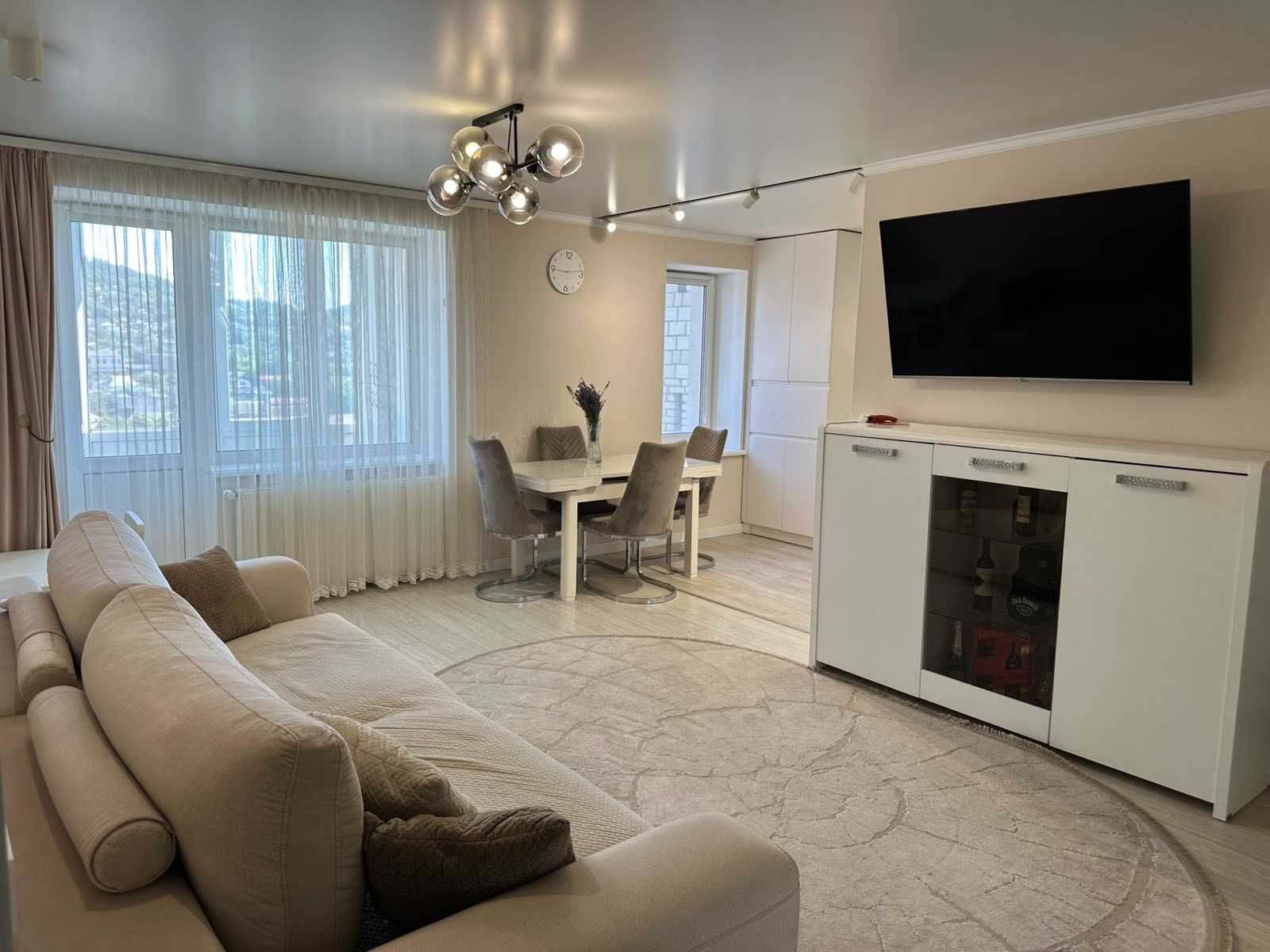 3 КІМ. КВАРТИРА, ПЛОЩА - 63 м², ЦІНА - 409 $
