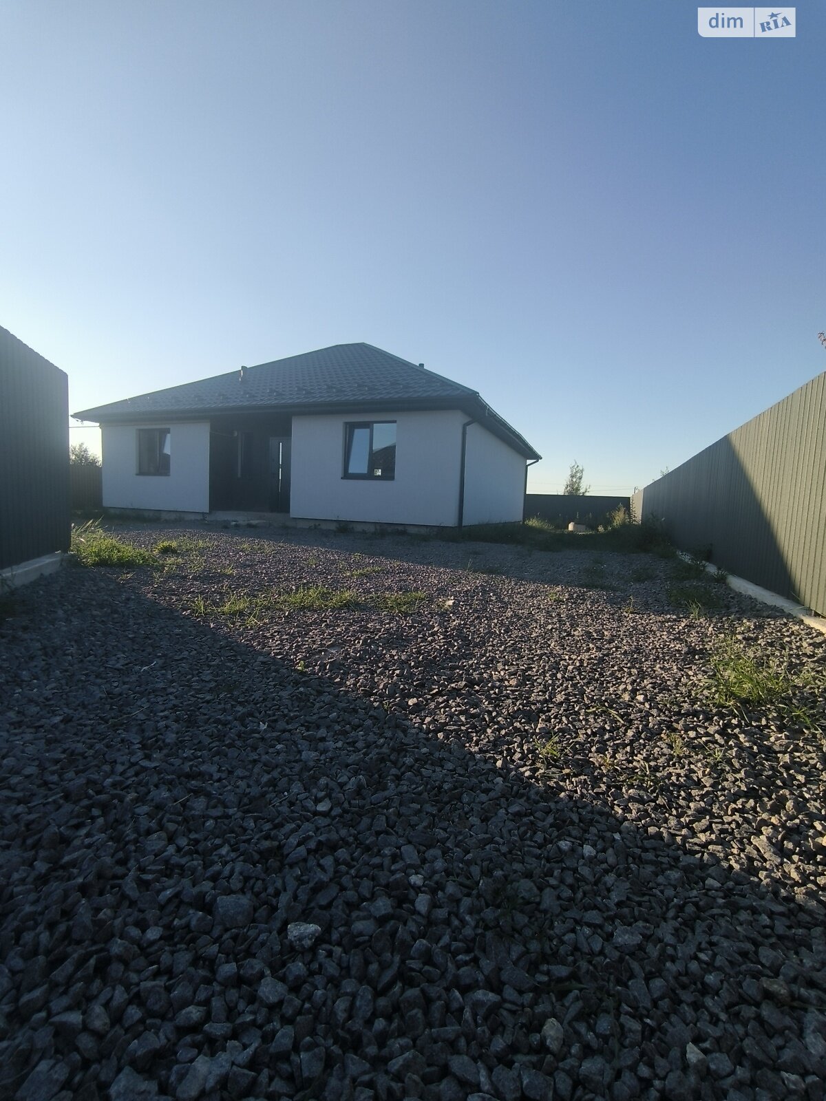 Обʼєкт нерухомості: 3 КІМ. БУДИНОК, ПЛОЩА - 95 м², ЦІНА - 75 000 $
, вул. Мирна — HUBTRUST, Вінниця