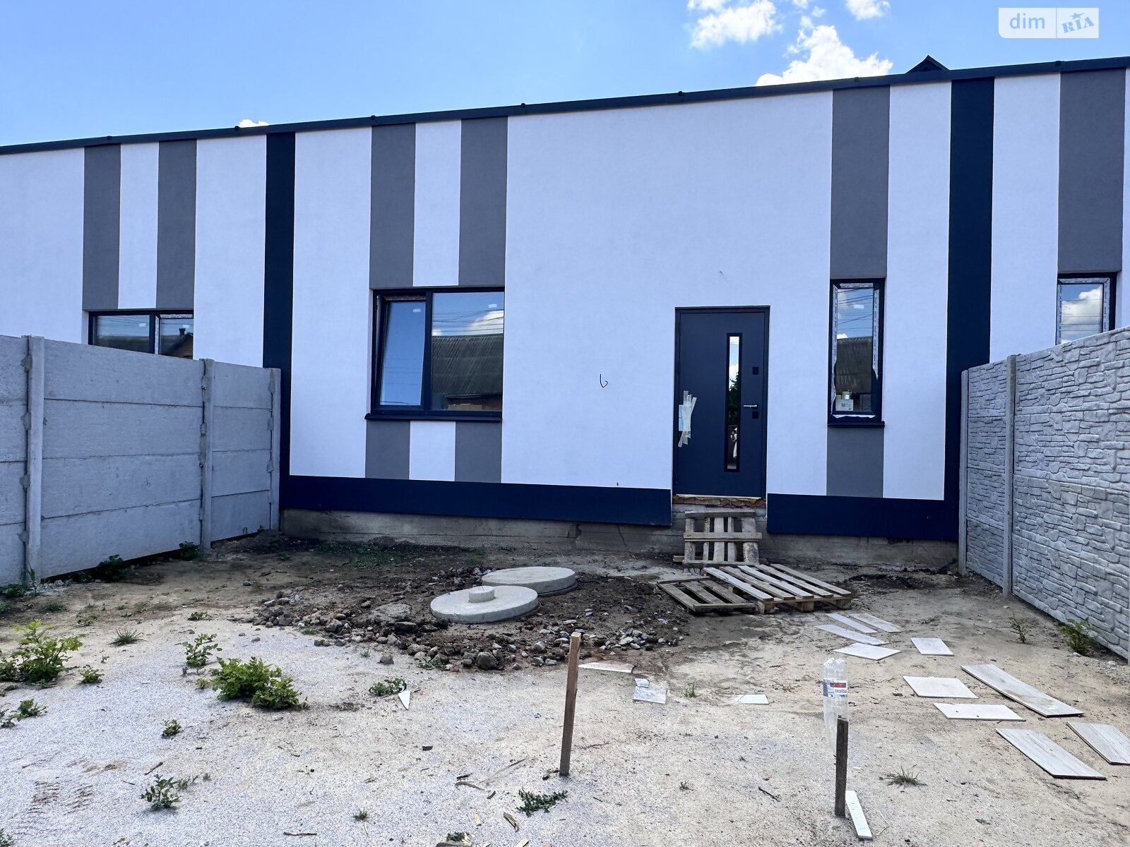 Обʼєкт нерухомості: 2 КІМ. ТАУНХАУС, ПЛОЩА - 79 м², ЦІНА - 37 000 $
, вул. Садова — HUBTRUST, Вінниця