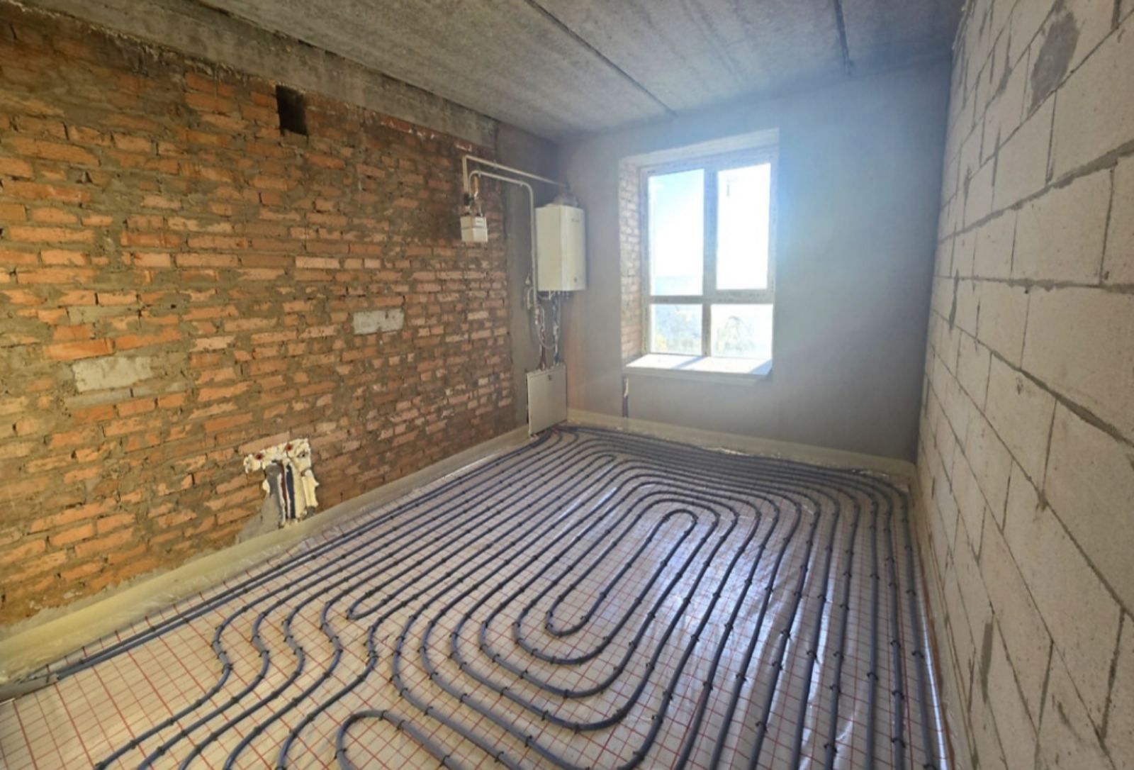 1 КІМ. КВАРТИРА, ПЛОЩА - 38 м², ЦІНА - 50 000 $

