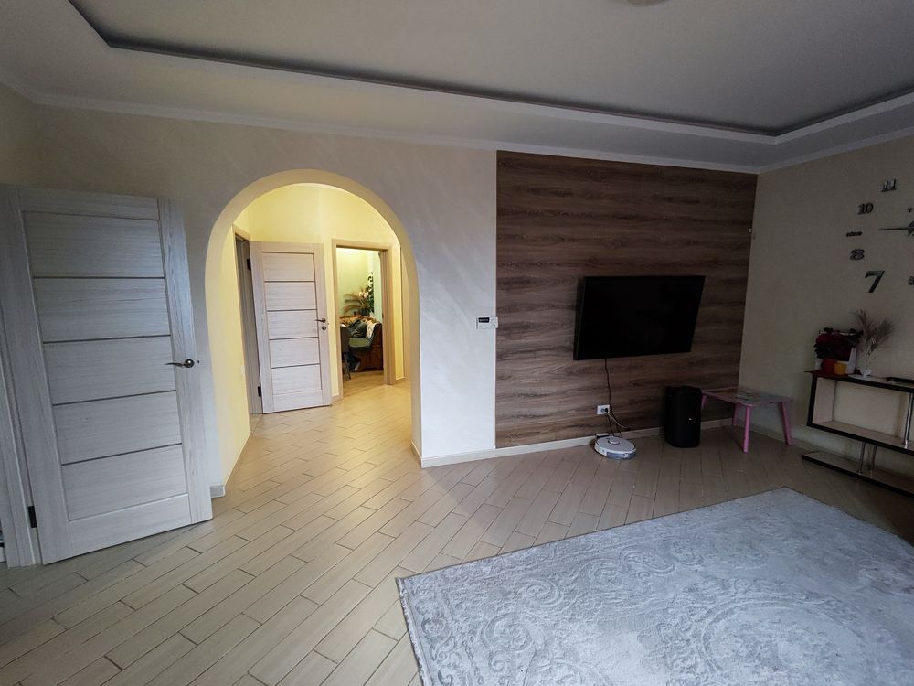 Обʼєкт нерухомості: 6 КІМ. БУДИНОК, ПЛОЩА - 200 м², ЦІНА - 289 000 $
 — HUBTRUST, Вінниця